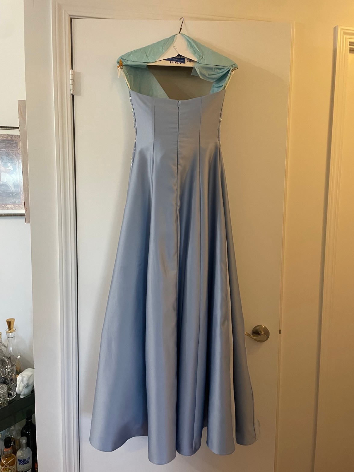 Light blue formal gown, youth M - photo 2