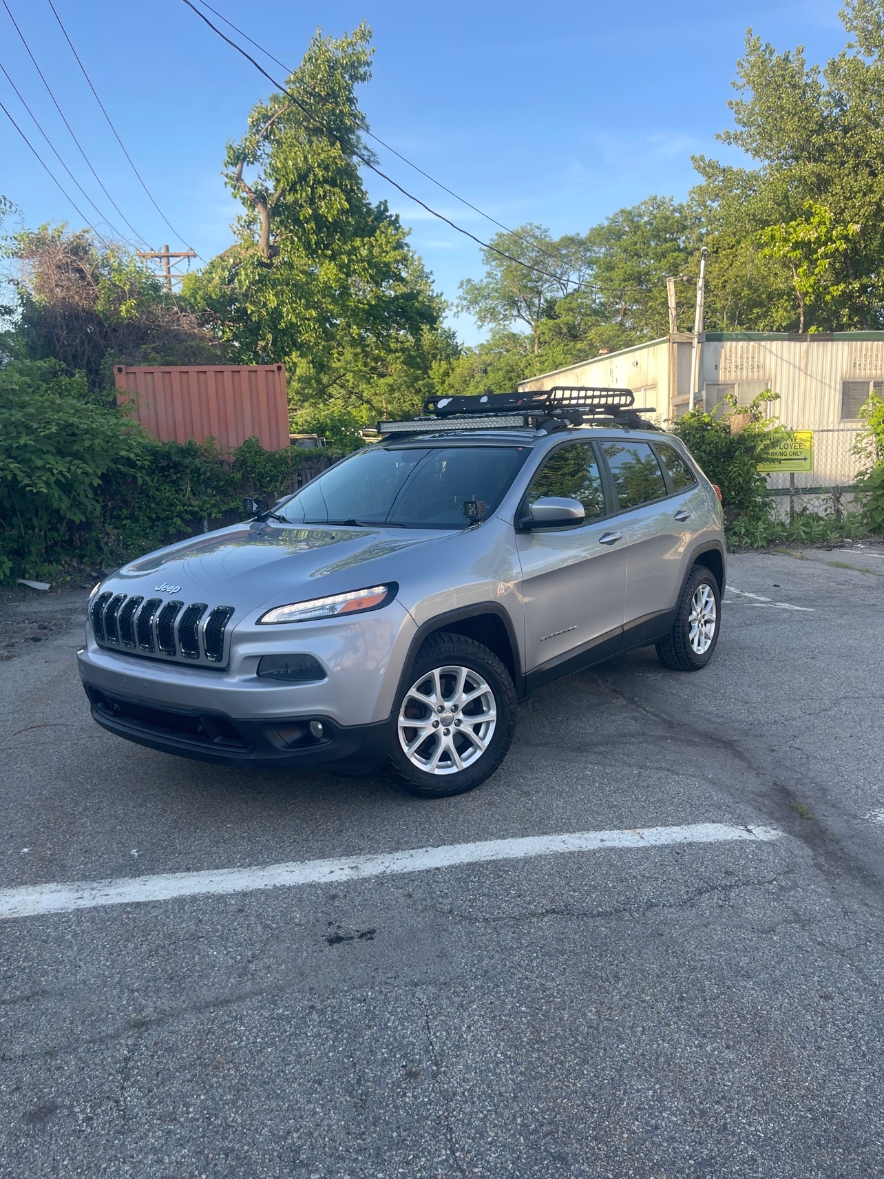 2015 Jeep Cherokee Latitude Plus 4x4 - photo 2