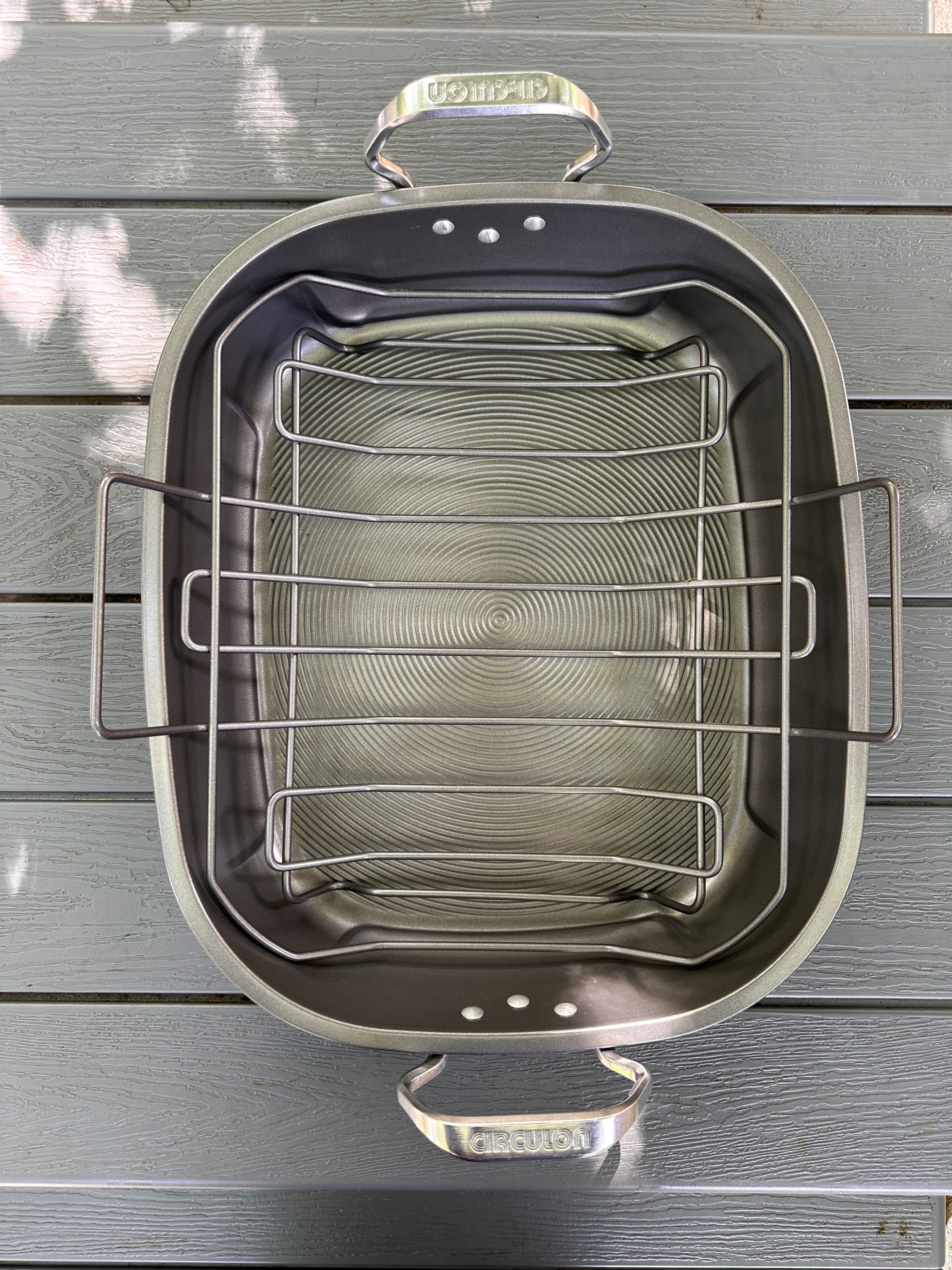 Brand New • Nonstick Roasting Pan • Removable Rack