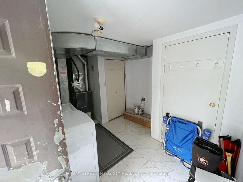 Keswick 2-Bed Main Floor Rental | $1,900/month - photo 4