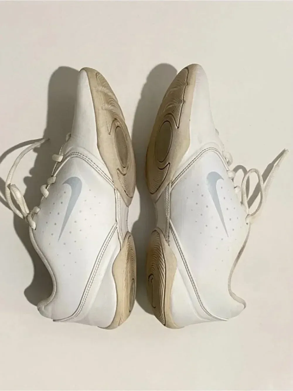 Nike Sideline 3 Women's 7 White Cheerleading Athletic Shoes - photo 4