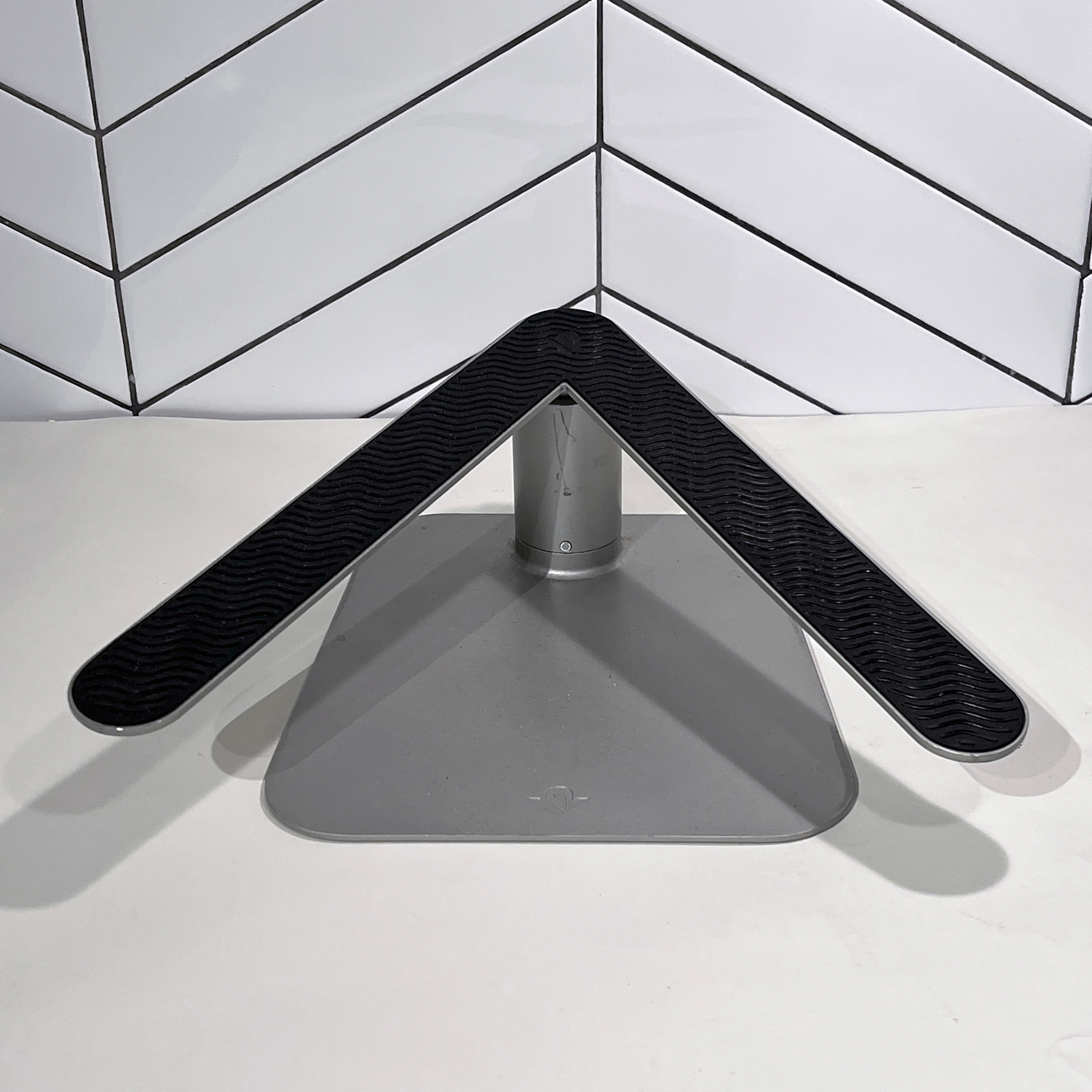 Twelve South HiRise for MacBook — Brushed Aluminium Stand - photo 3
