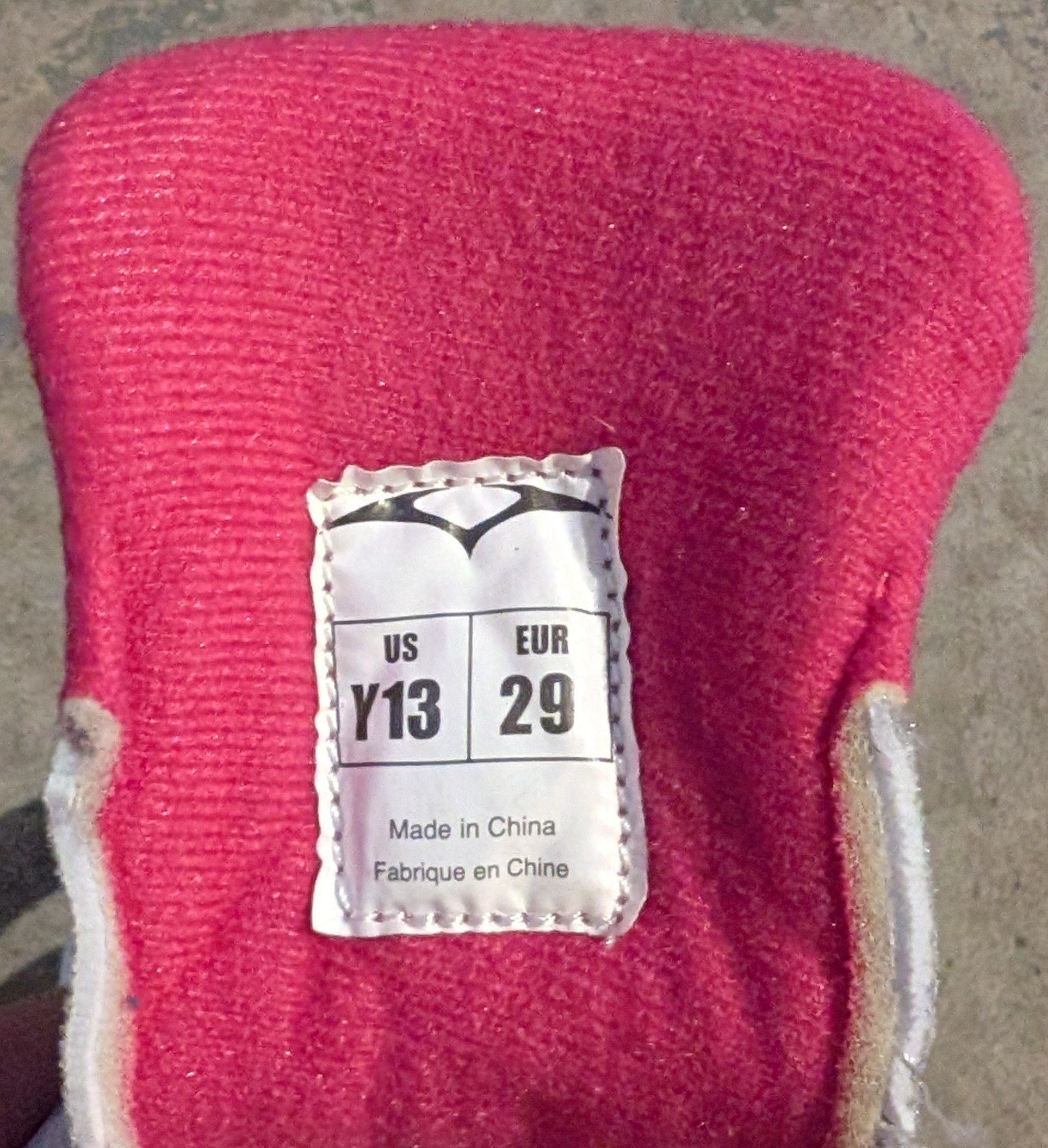 Vic Girls' Figure Skates - Size Y13 (EUR 29) - Barely Used - photo 3