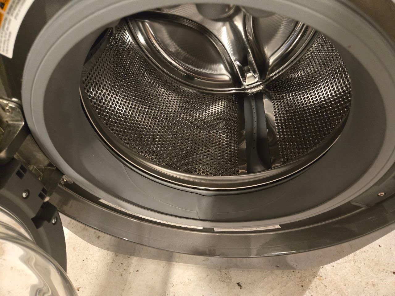 Electrolux LuxCare Washer & Dryer Set (5.1/8.0 cu. ft.) - photo 3