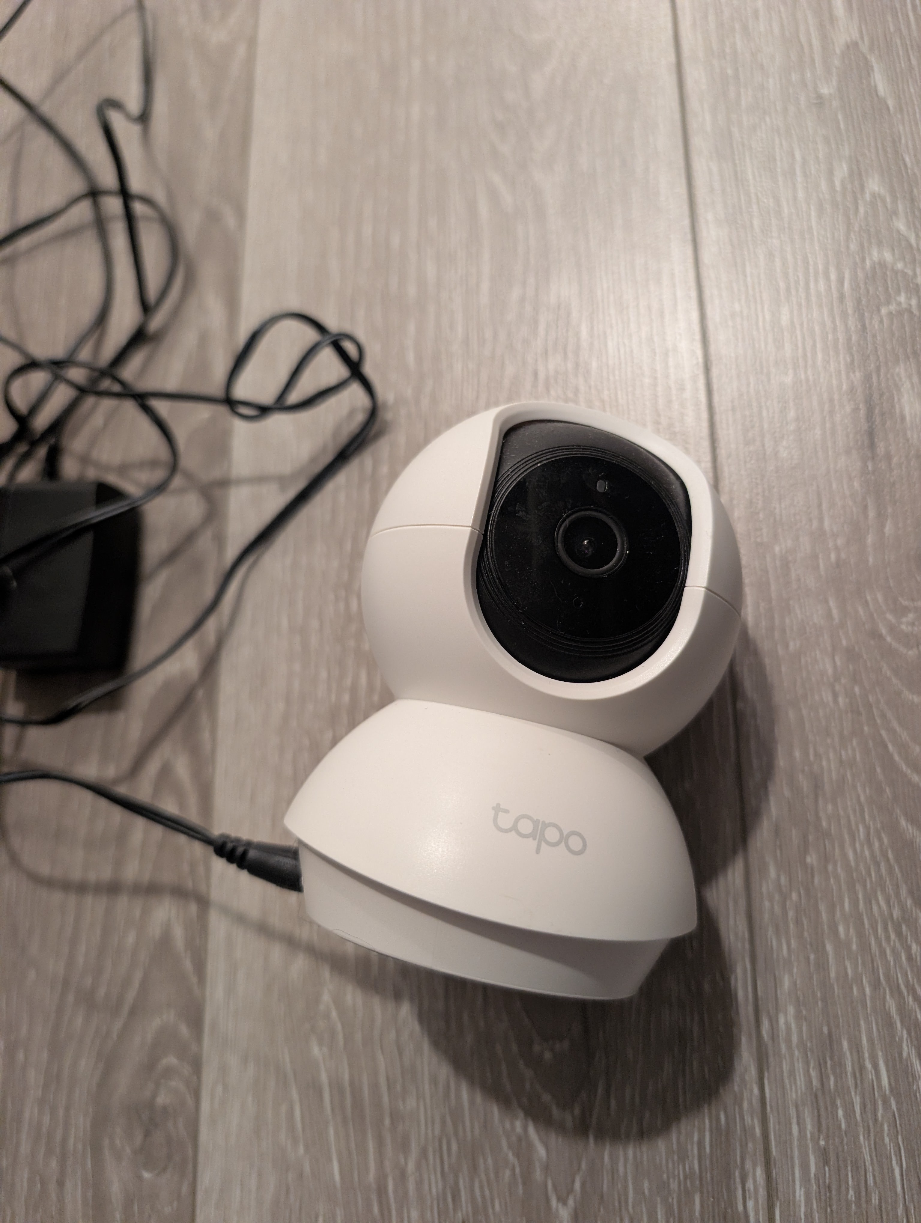 Tapo Indoor Camera + Power Adapter – Moving Sale