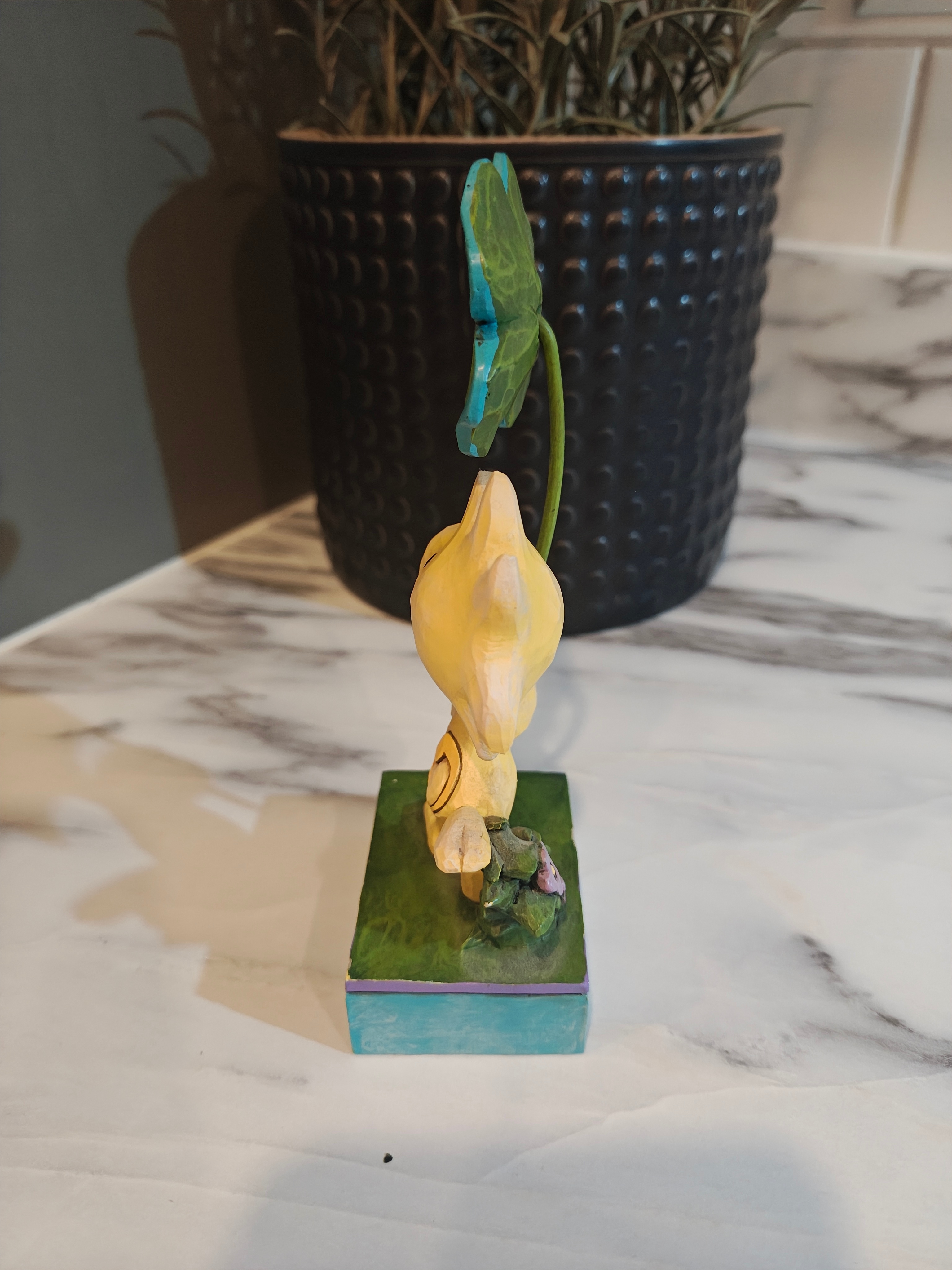 Jim Shore Peanuts Woodstock “Luck of the Woodstock” Figurine - photo 3