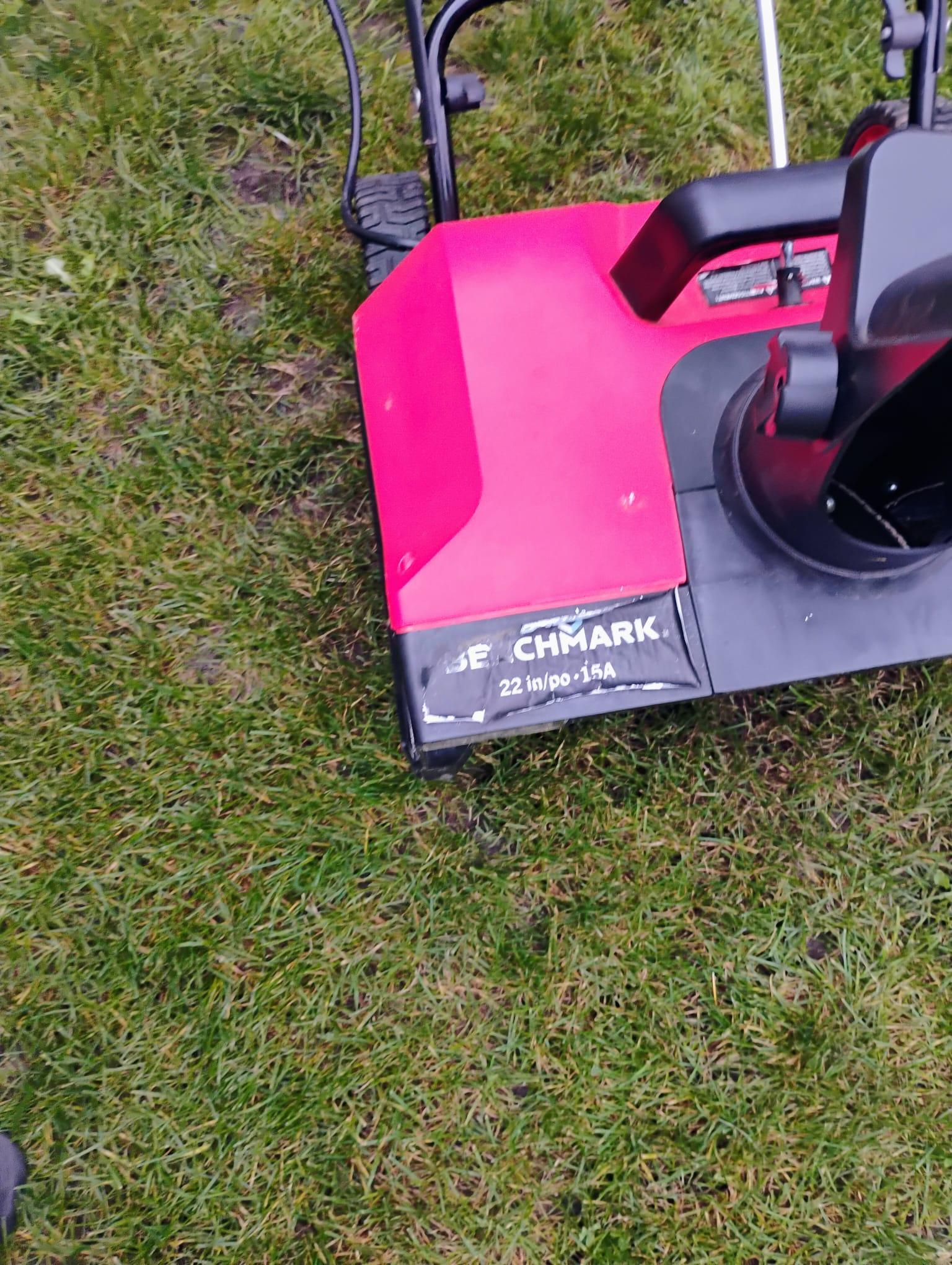 BENCHMARK 22" Electric Snow Blower - photo 3