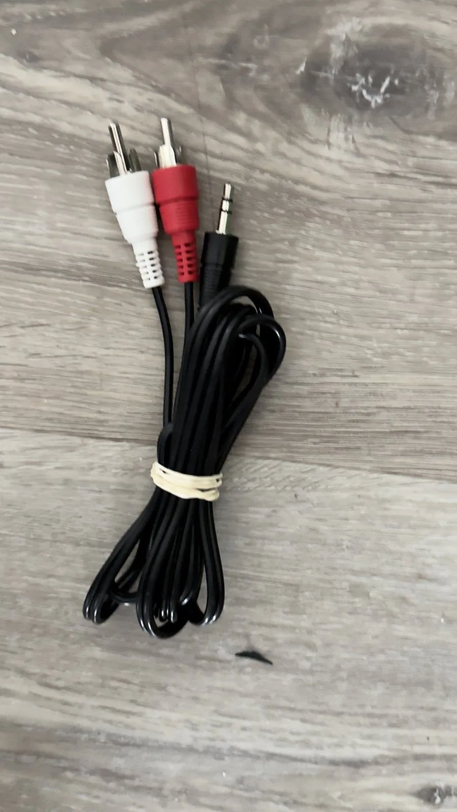 3.5mm to 2 RCA Audio Cable – AUX to Red/White RCA - photo 2