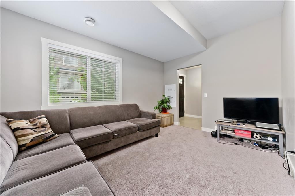 Townhouse  for rent - photo 2