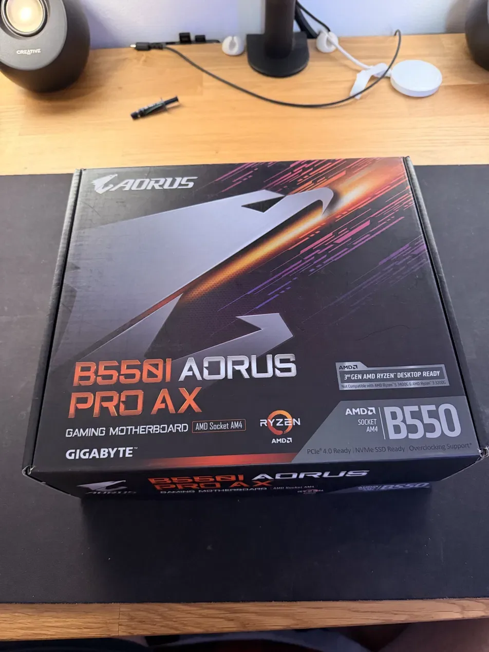 GIGABYTE B550I AORUS PRO AX ITX Motherboard