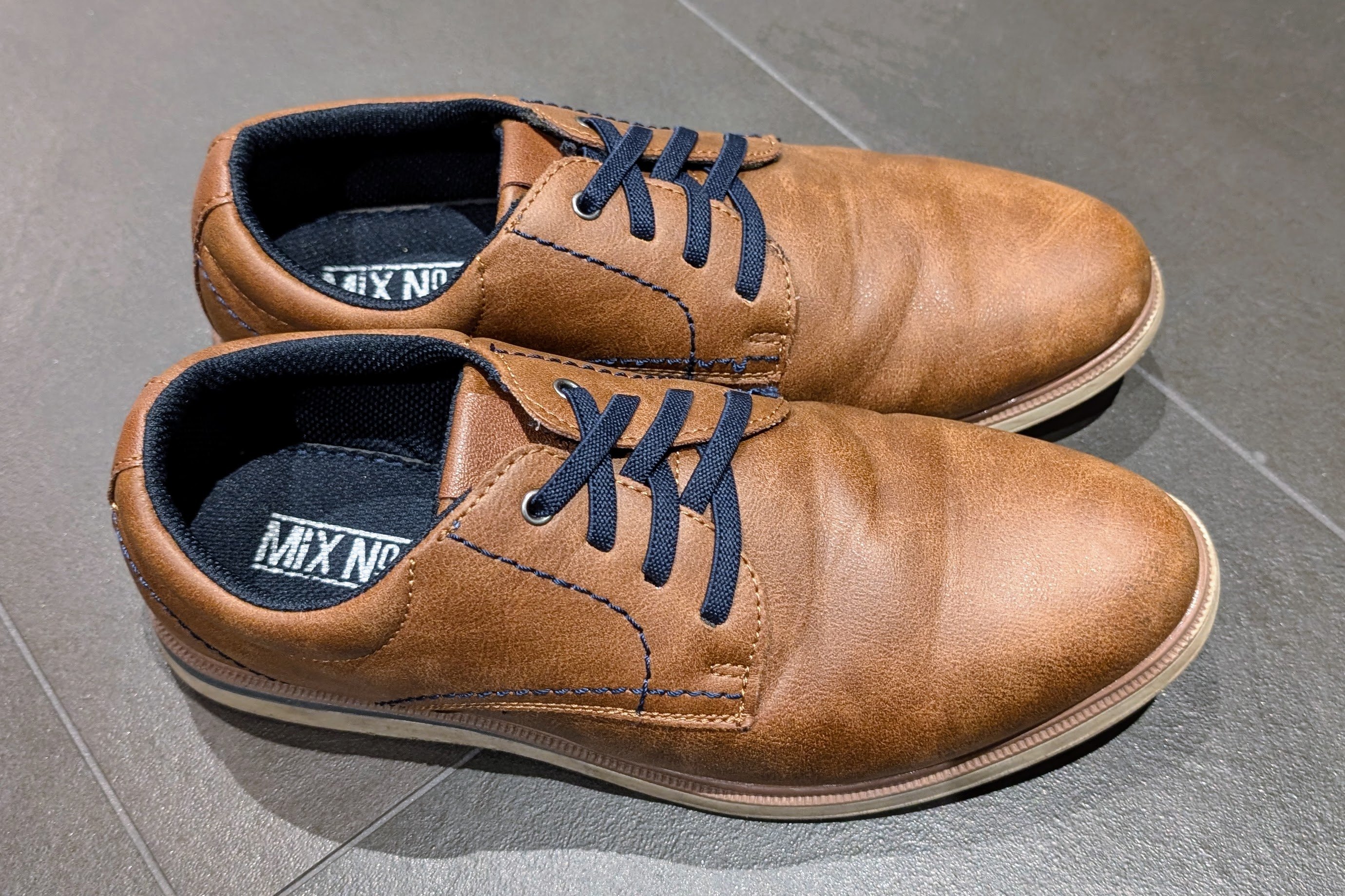 Boys' Brown Oxford Shoes (Size 6) - photo 2