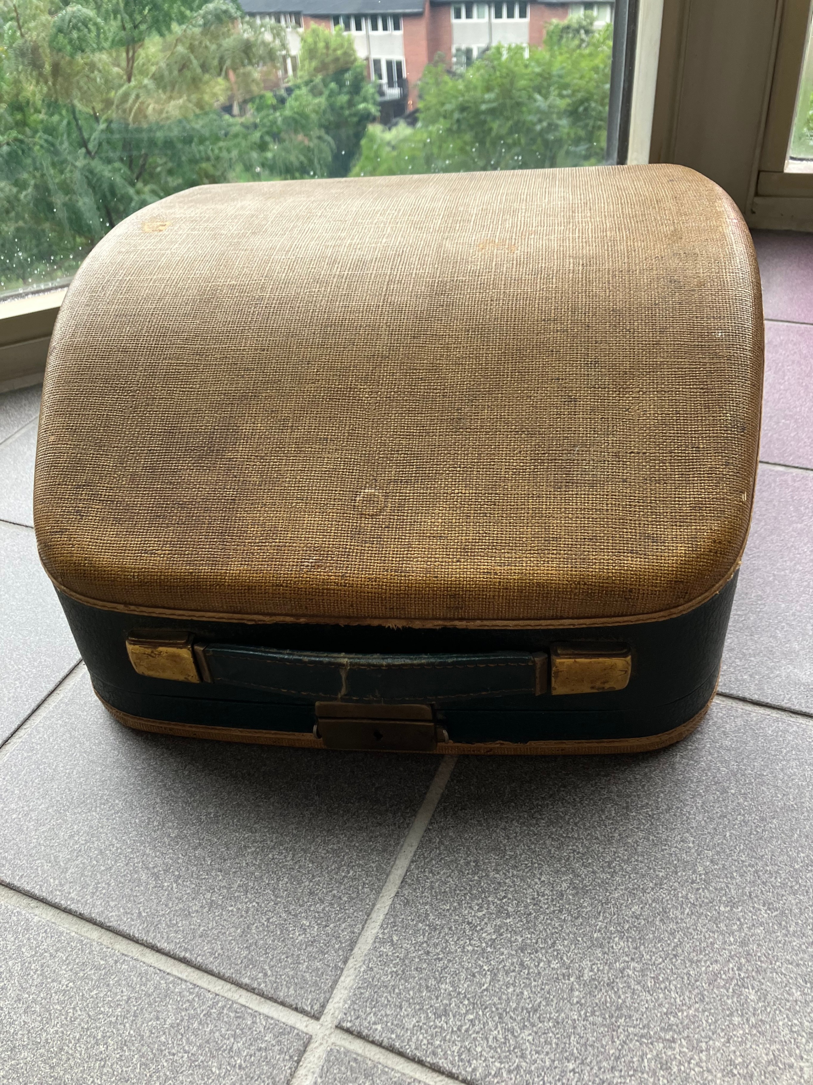 1950's Remington Quiet-Riter typewriter - photo 2