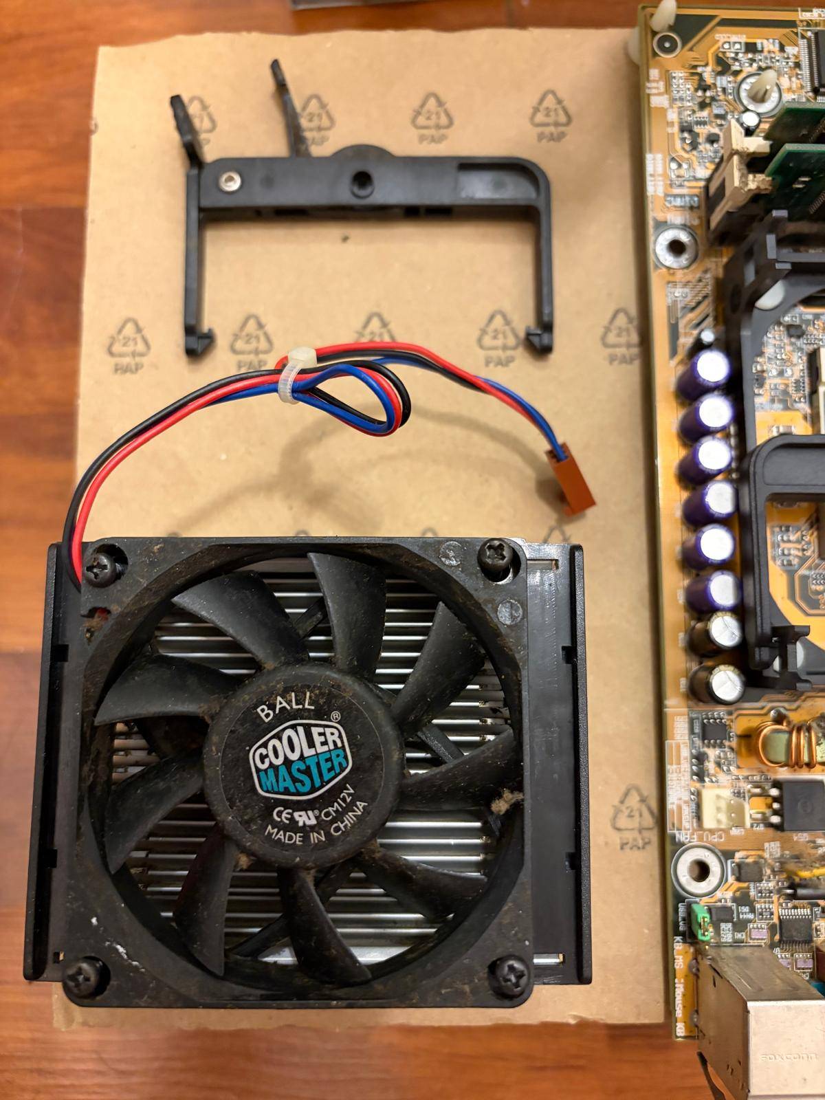 AS-IS (CPU + SD RAM [PC133] + Motherboard  +CPU Fan) - photo 2