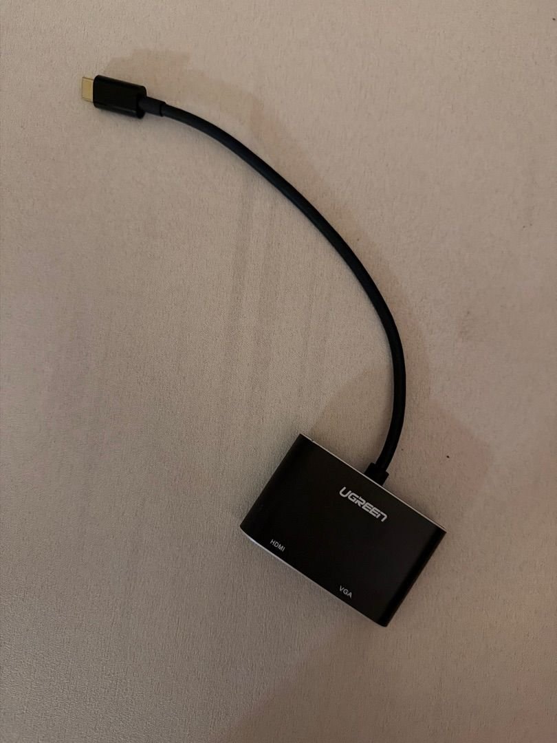 UGREEN USB-C to HDMI + VGA Adapter – Laptop to TV/Projector