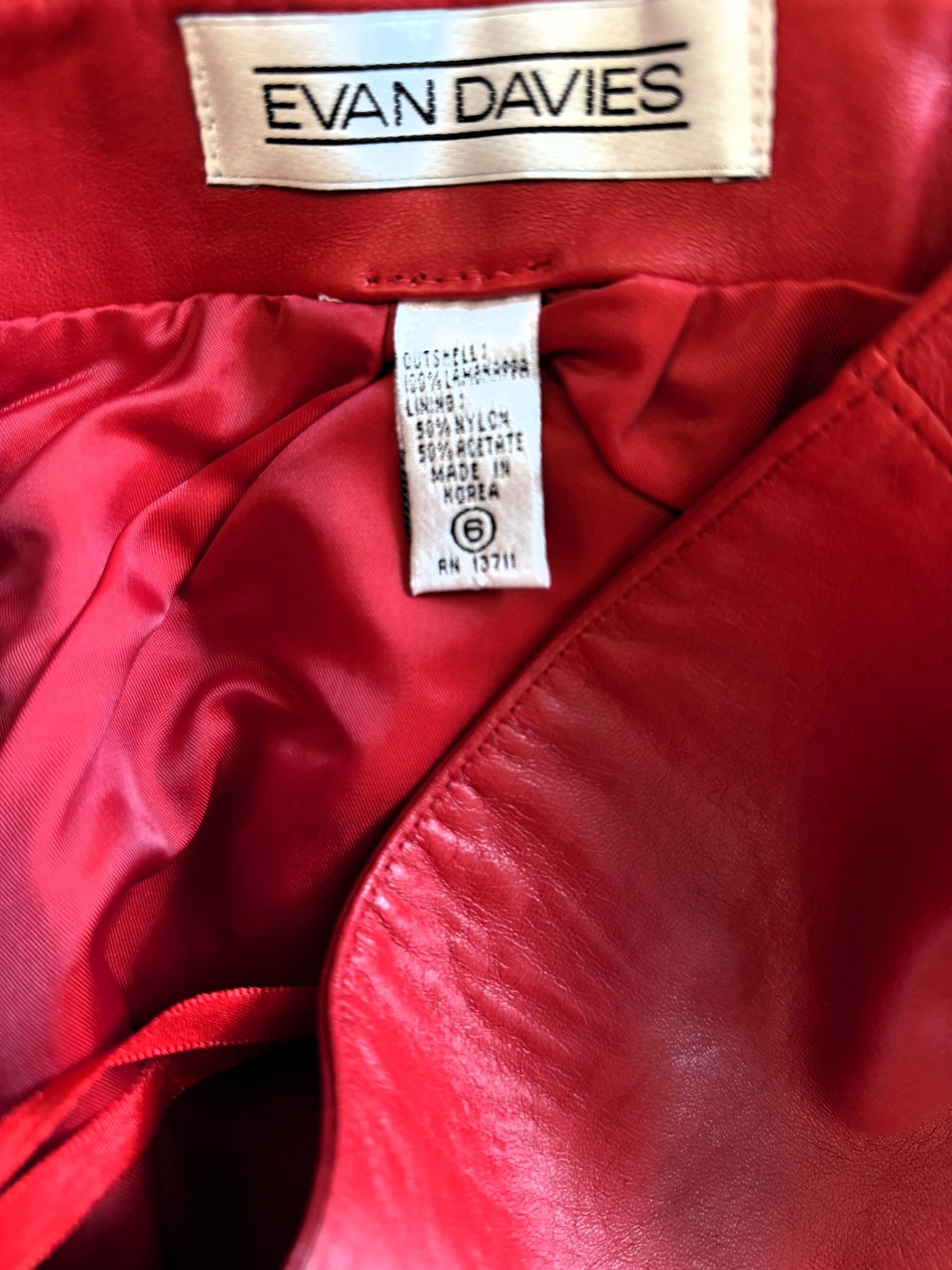 Vintage Red Leather Pencil Skirt / Jupe crayon vintage en cuir - photo 3