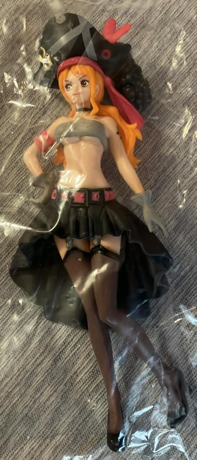 Banpresto – Nami One Piece Film Red Action Figure (New No Box) - photo 3