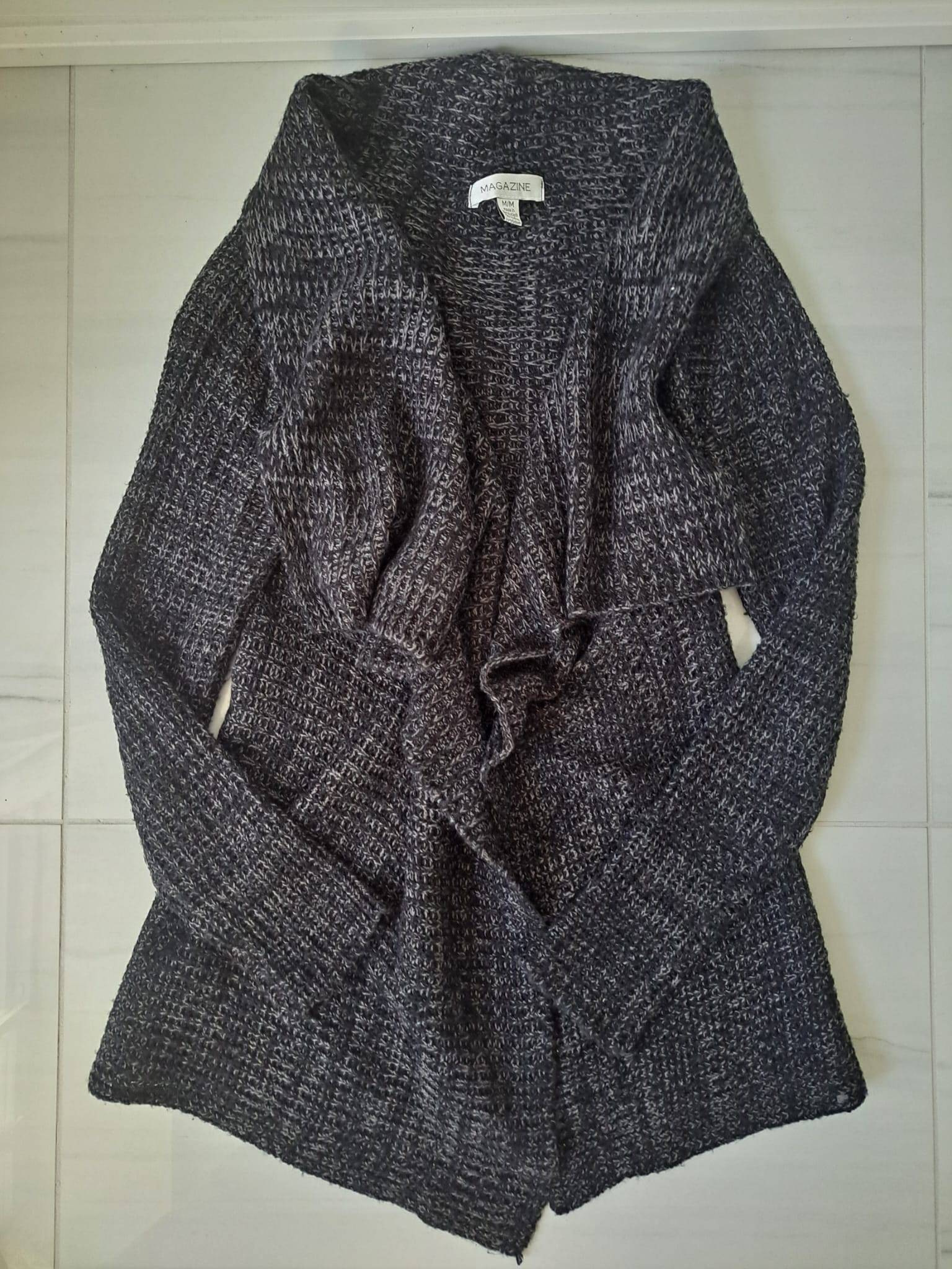 ♟️ Y2K-Inspired Black Textured Knit Draped Cardigan - photo 5