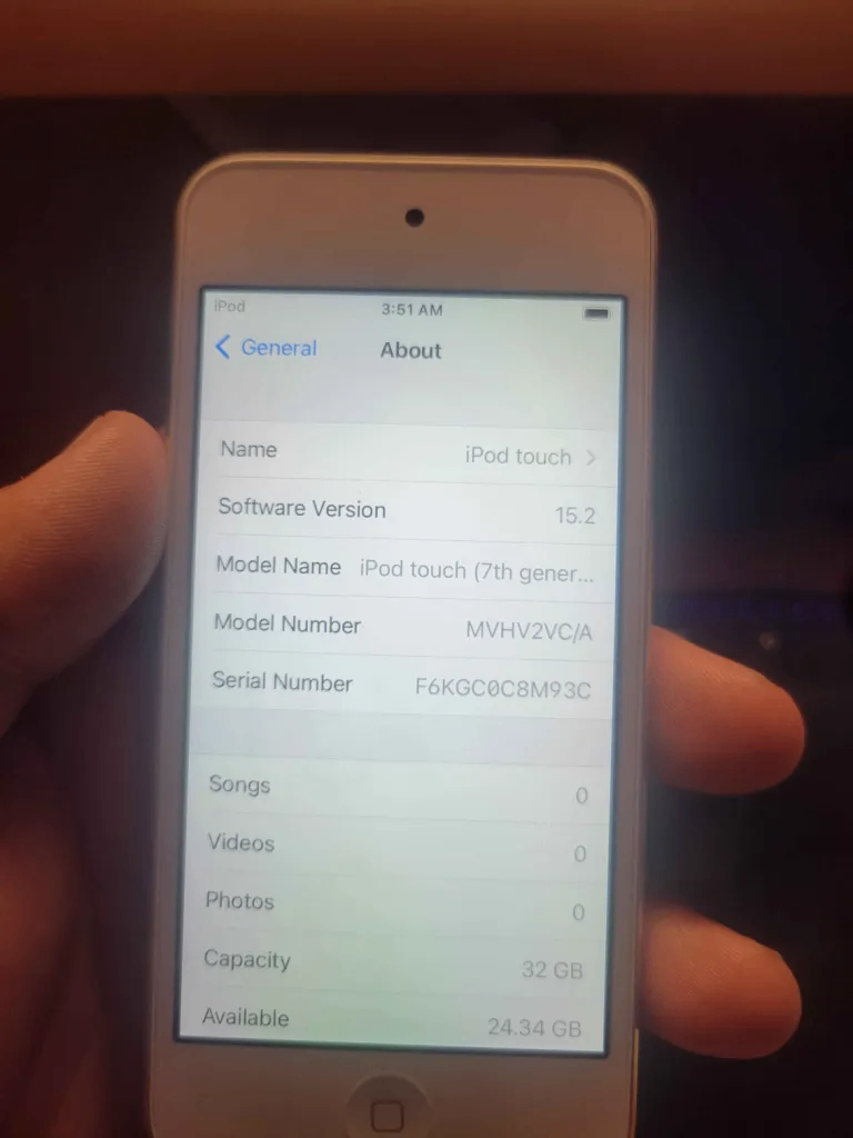 Apple iPod touch 7th Generation 32GB - photo 3