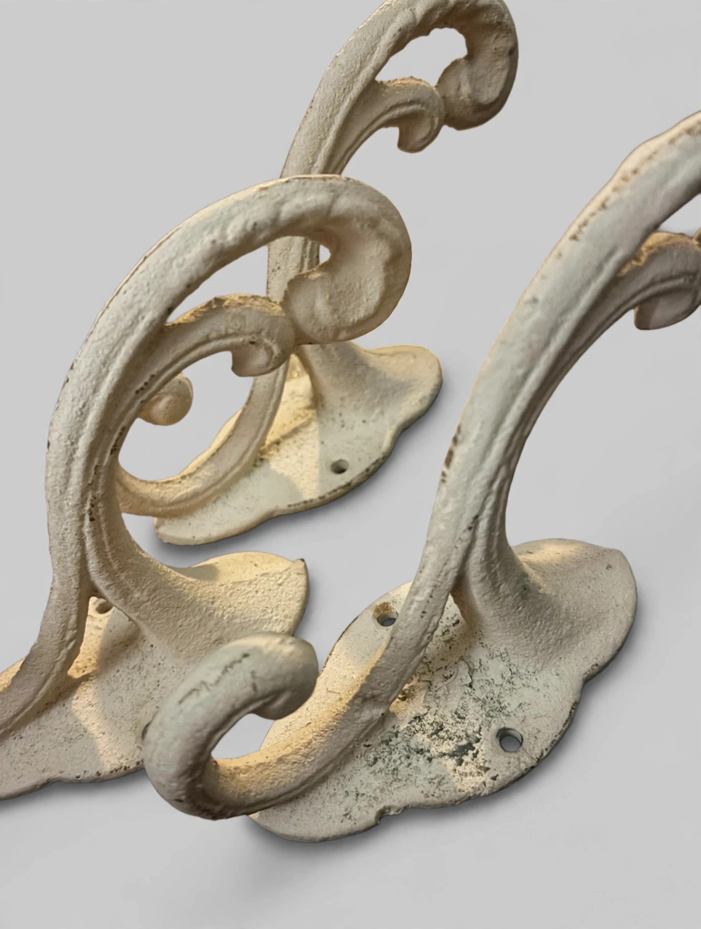 Three White Cast Iron Wall Hooks Farmhouse Coat Rack - photo 2
