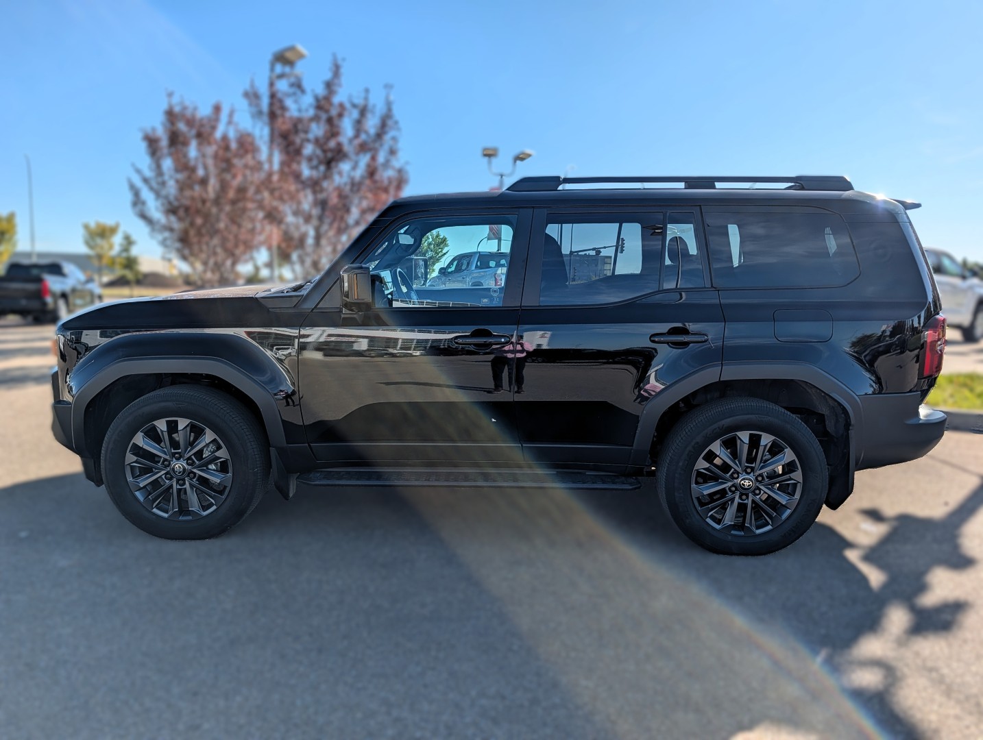 2024 Toyota Land Cruiser - photo 2