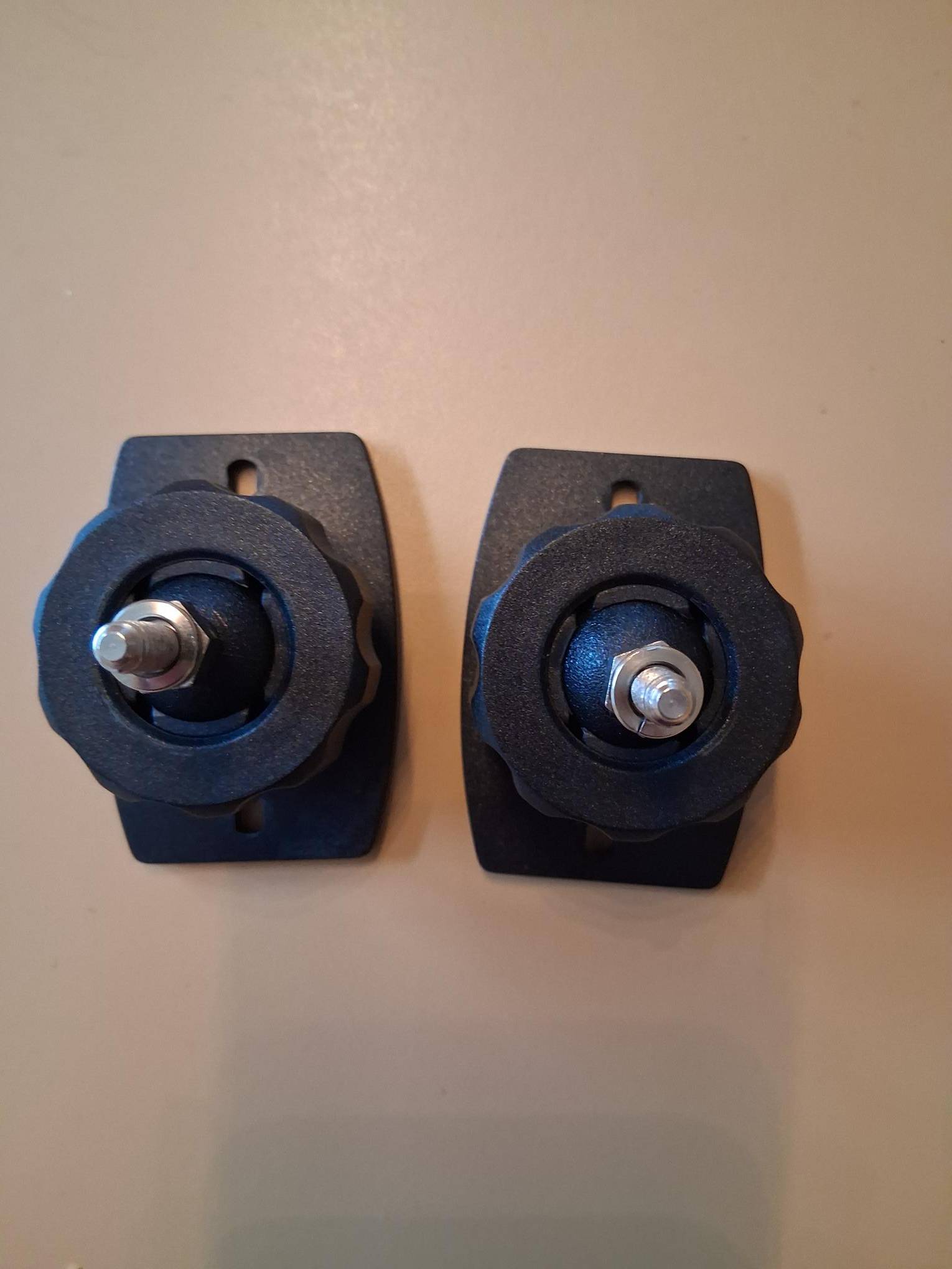 Pivoting Wall Mounts for Speakers by Definitive Technology - photo 3