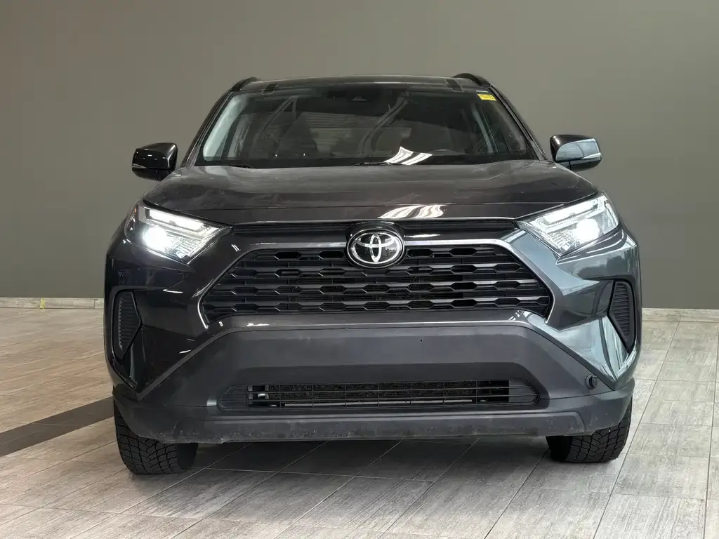 2022 Toyota RAV4 - photo 2