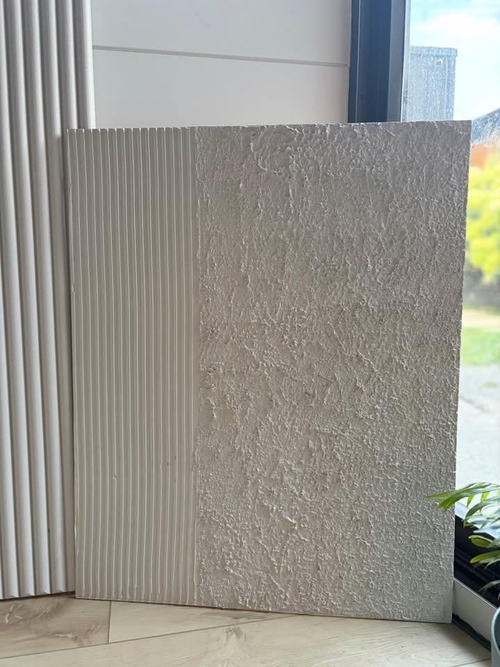 Event Decor Set – Fluted Backdrop, Plinths & Textured Panel - photo 2