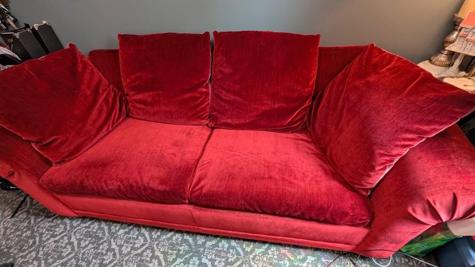 Vintage red velvet convertible couch (full size bed) - photo 2