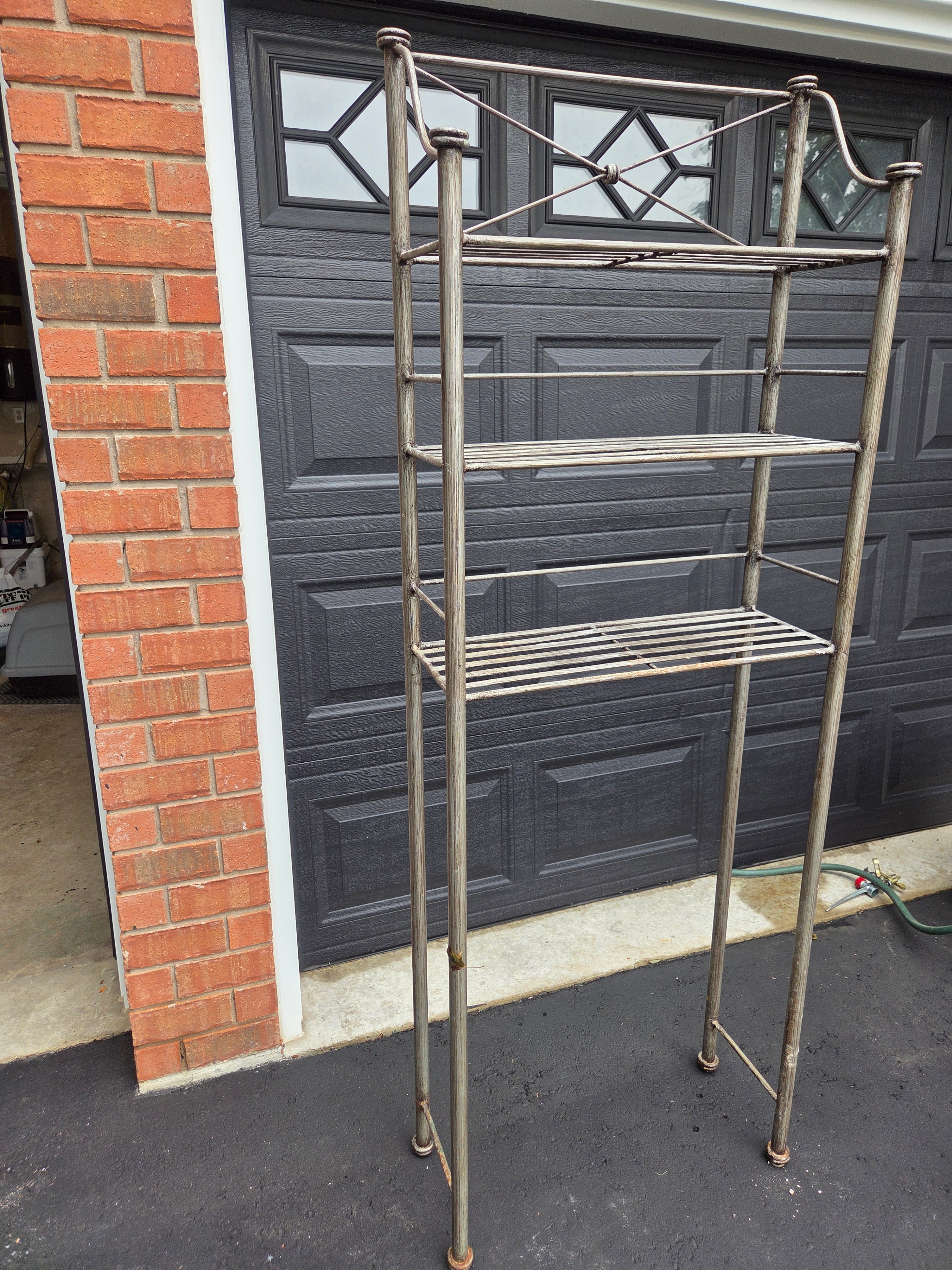 Metal Tiered Bathroom Shelf Unit