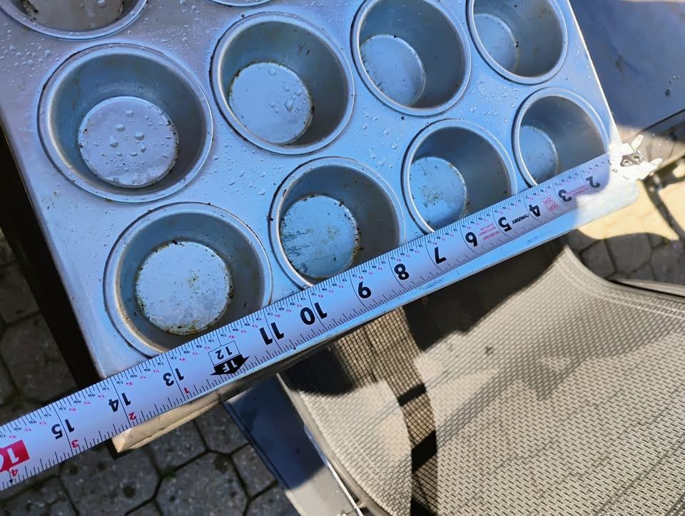 Set of 8 Commercial Grade 14 X 21 inch Aluminum 24 Muffin Trays - photo 2