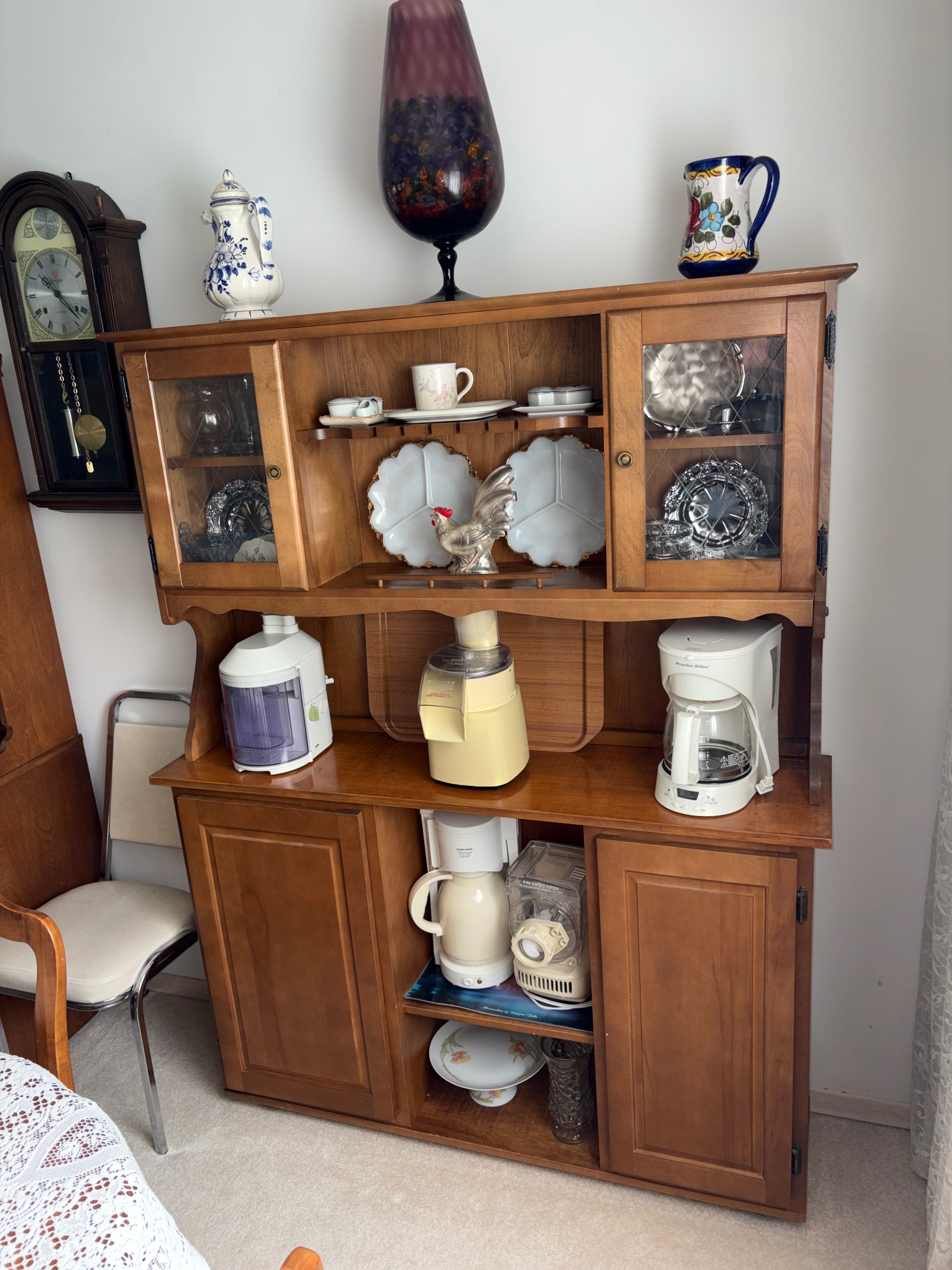 Solid Wood Dining Room Hutch