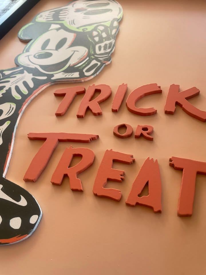 NEW - 3D Disney’s Mickey Mouse Halloween  Wall Decor - photo 3