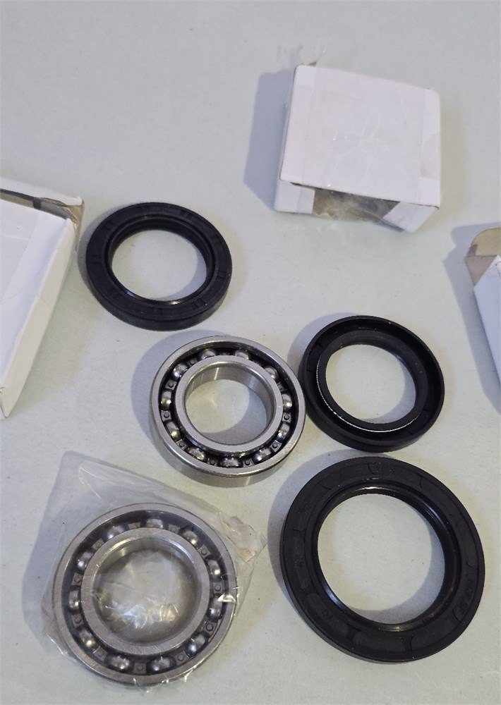 East Lake Axle Rear Axle Bearings & Seals – Yamaha Kodiak 400 - photo 3