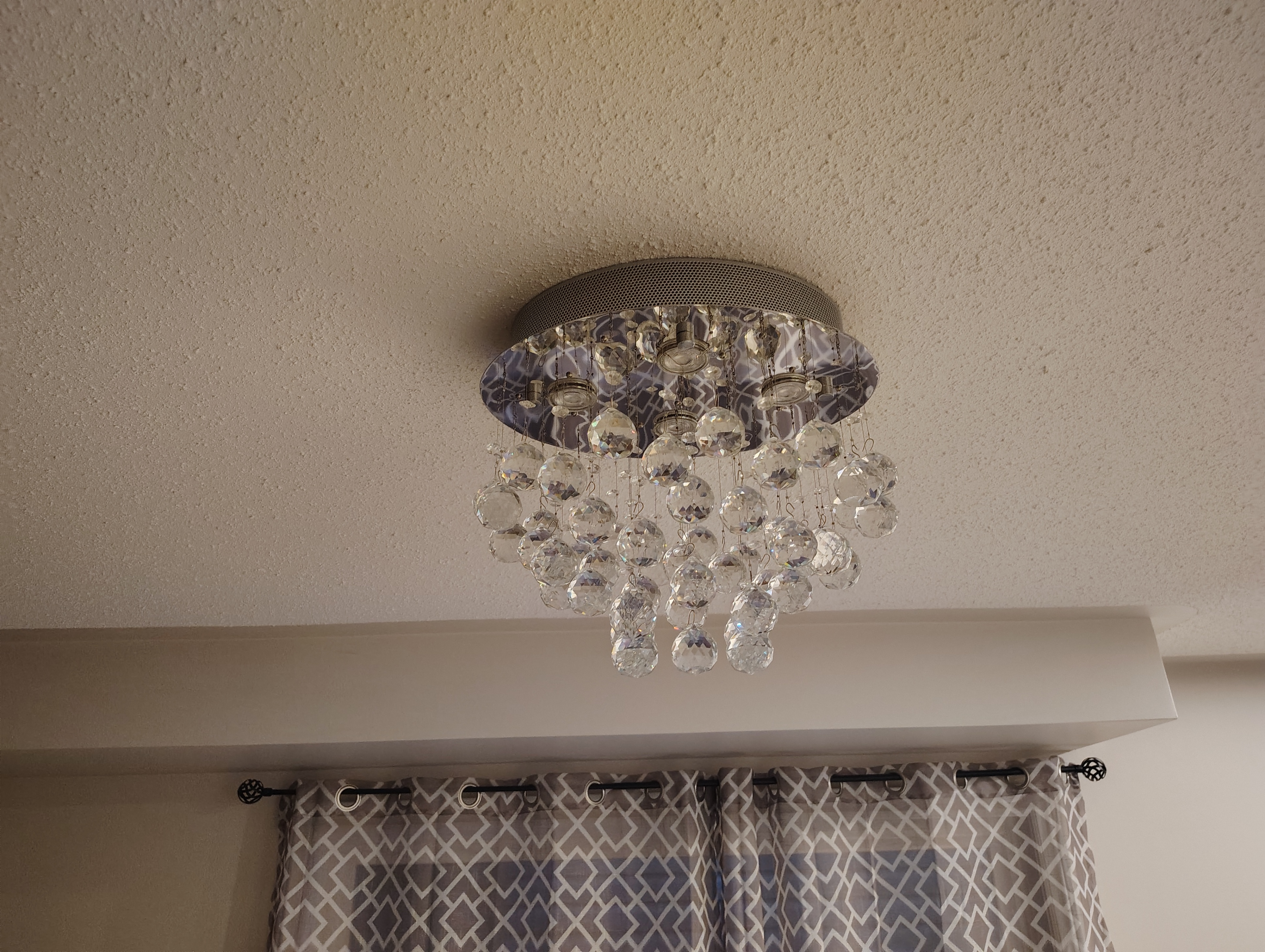 MINT Oval Crystal Flushmount 16" x 12" with Bulbs