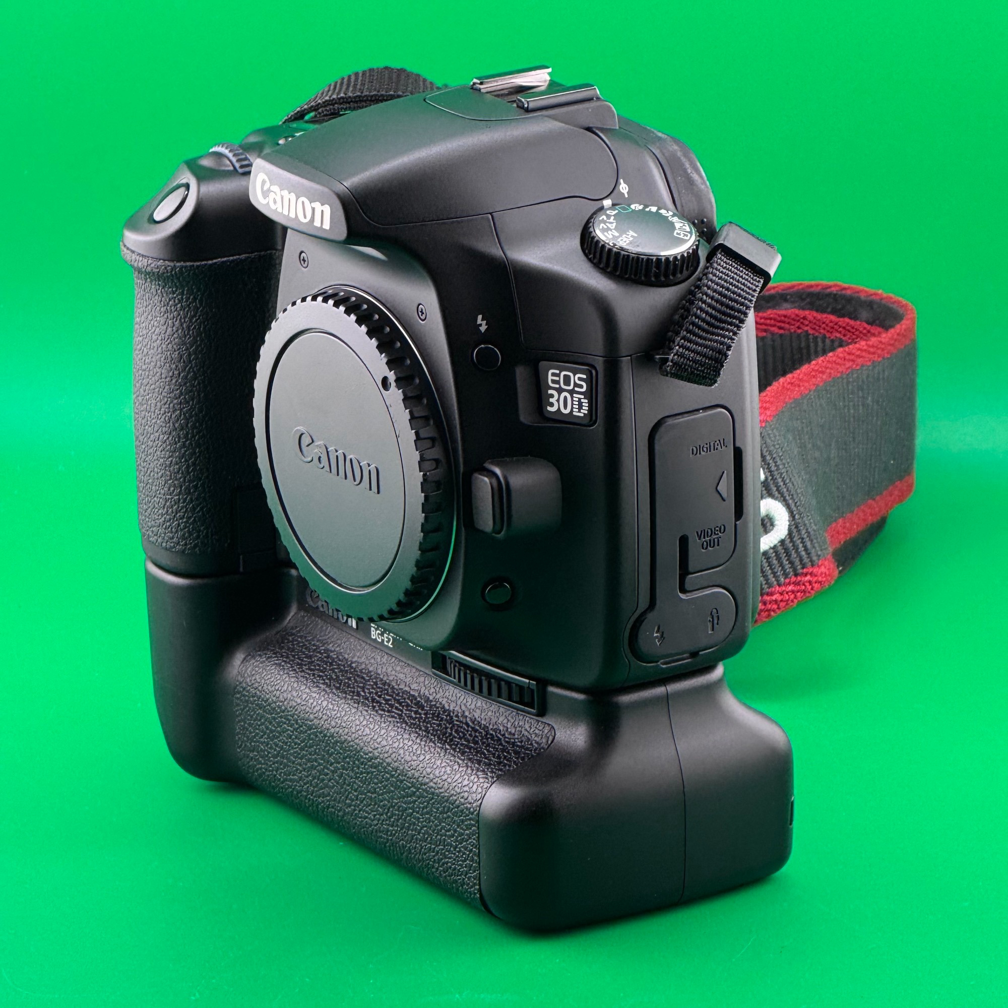 Canon EOS 30D - DSLR Camera - With BG-E2 - Battery Grip - Lik... - photo 5