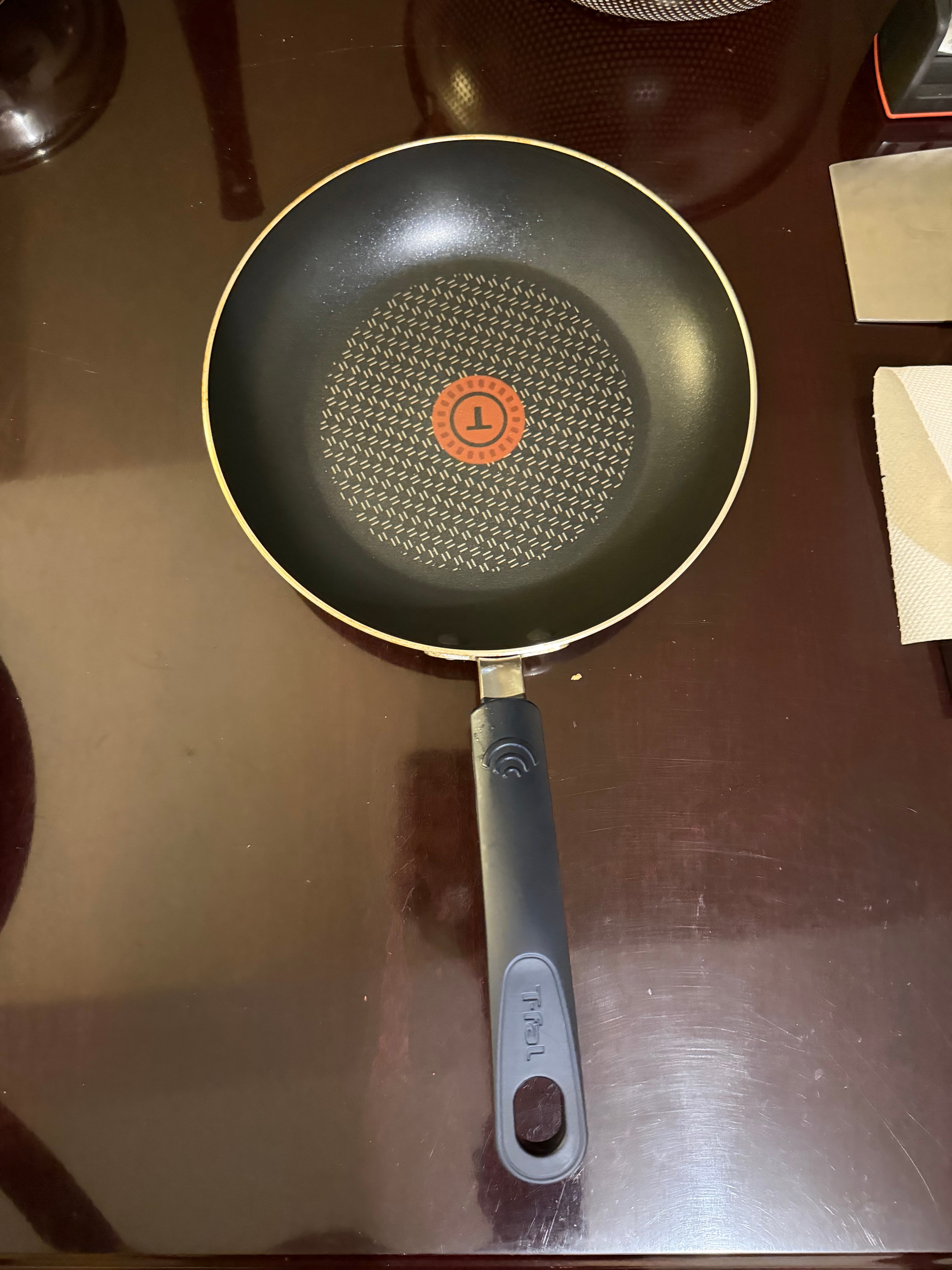 T-fal 24 cm Non-Stick Frying Pan