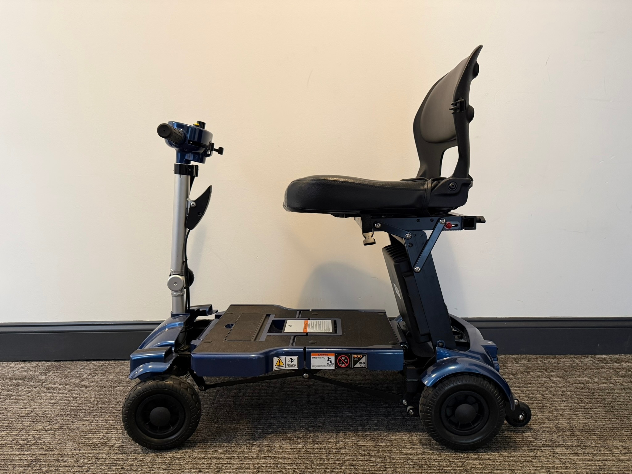 i3 - iLiving Foldable Mobility Scooter