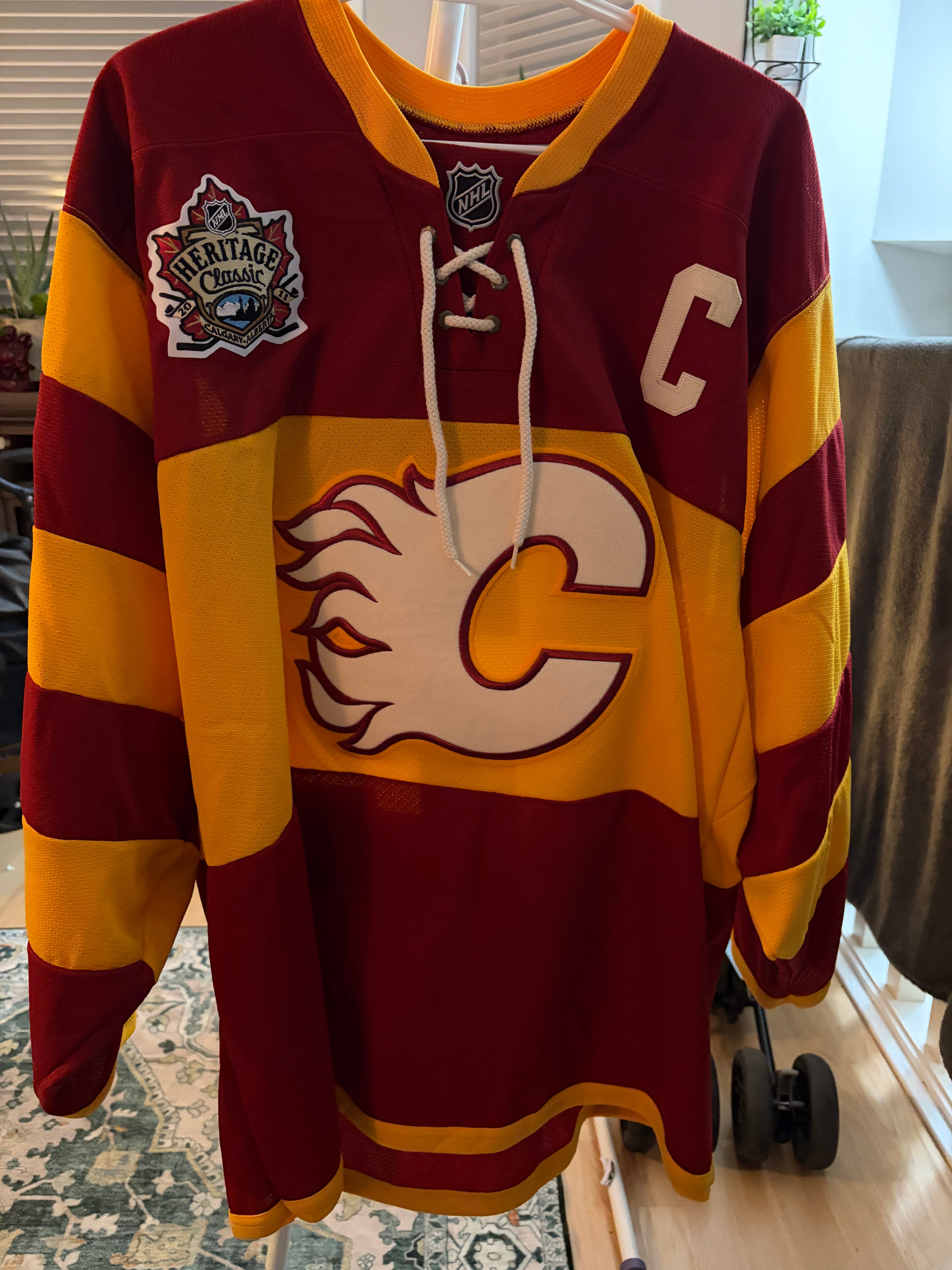 Calgary Flames Iginla Heritage Classic Jersey