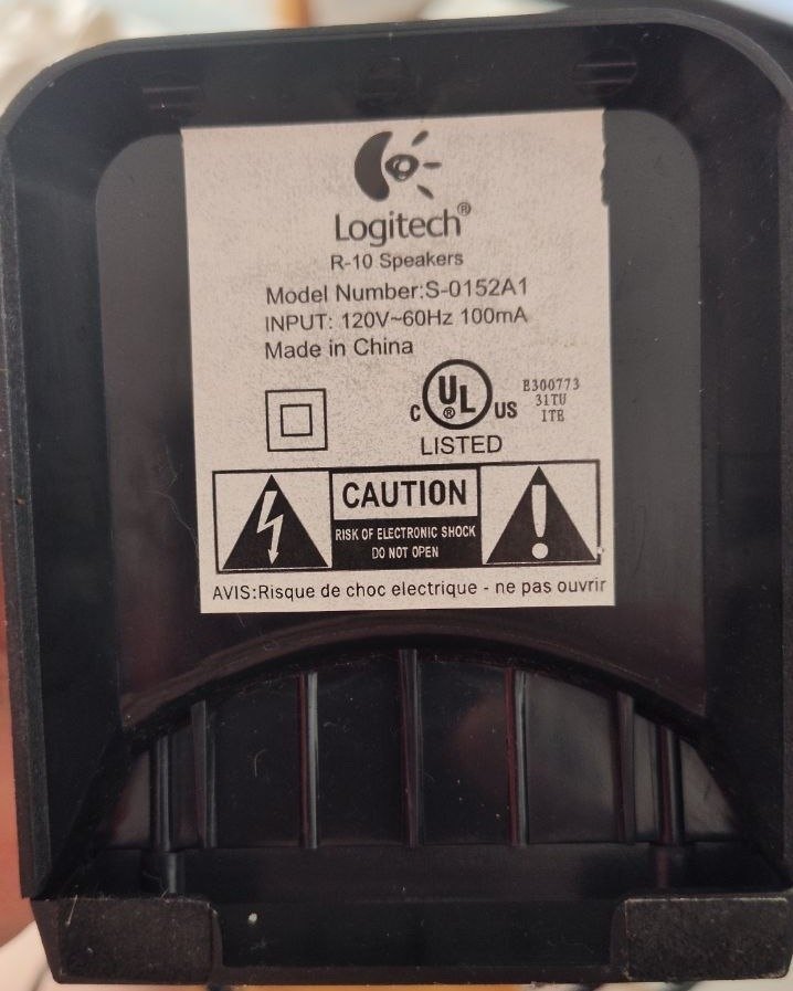 Logitech R-10 Multimedia PC Speakers 2.0 Channel with Headphone - photo 2