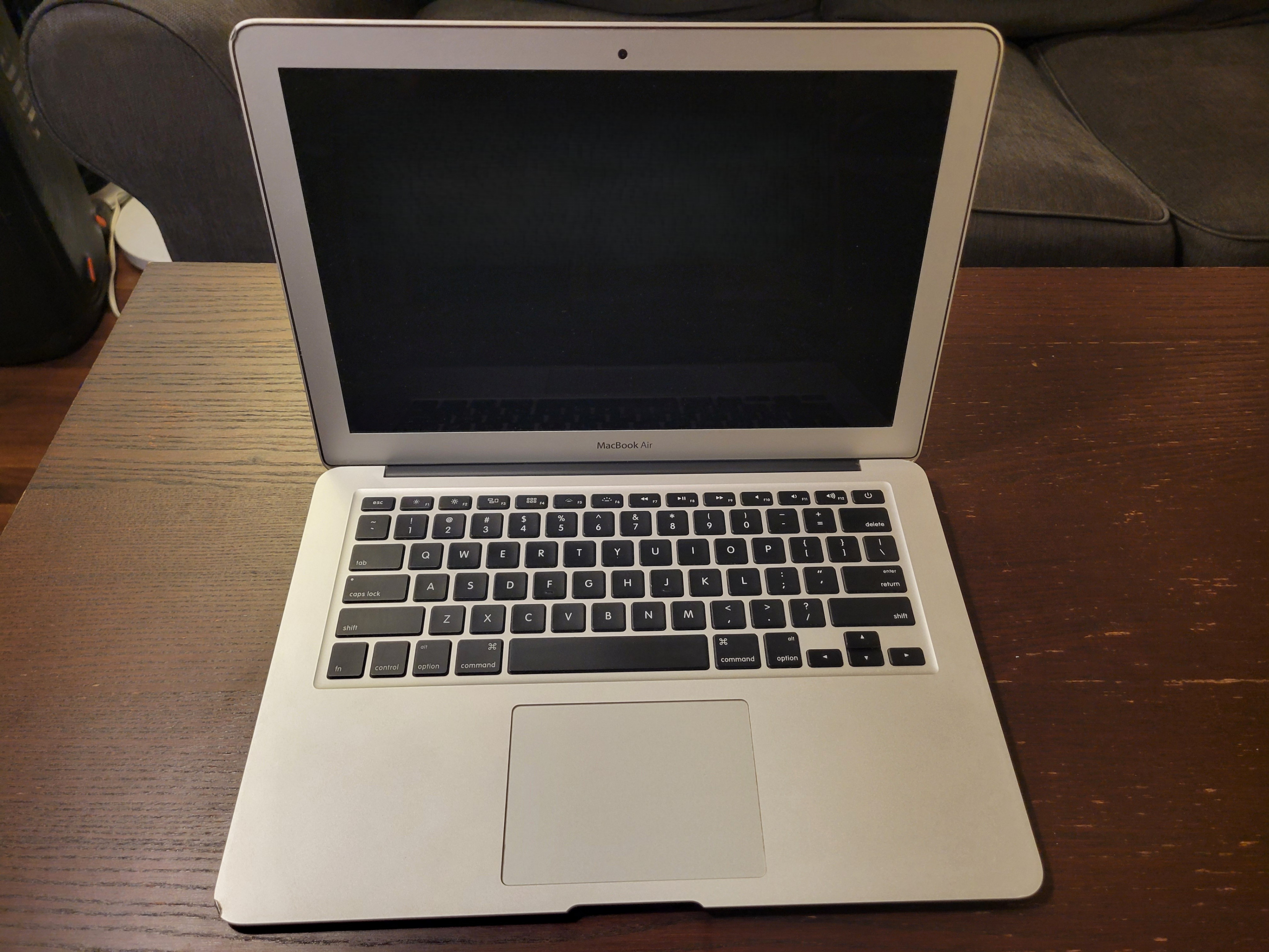 2013 MacBook Air 13.3" – 1.3 GHz i5, 8GB RAM, 256GB SSD