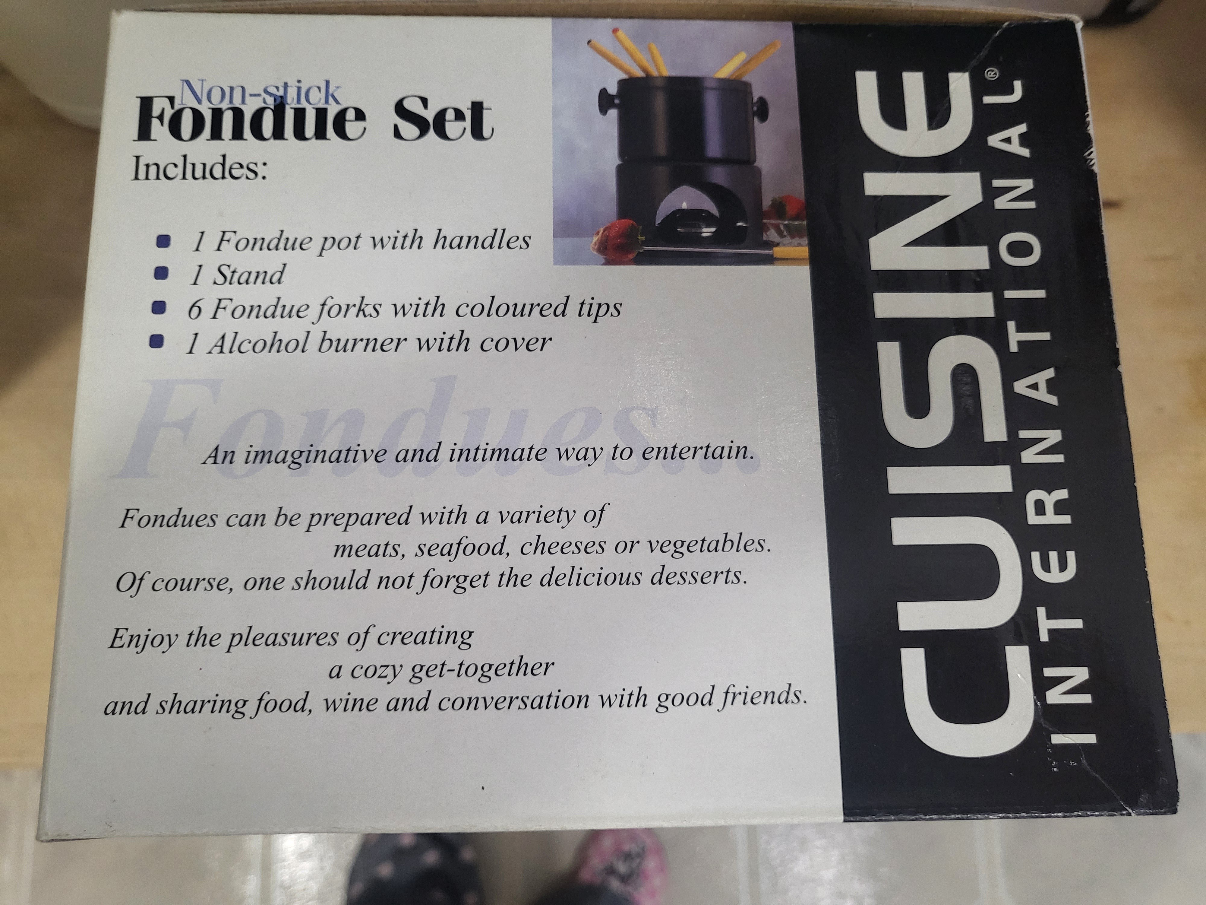 Brand New Cuisine International Non Stick Fondue Set - photo 2