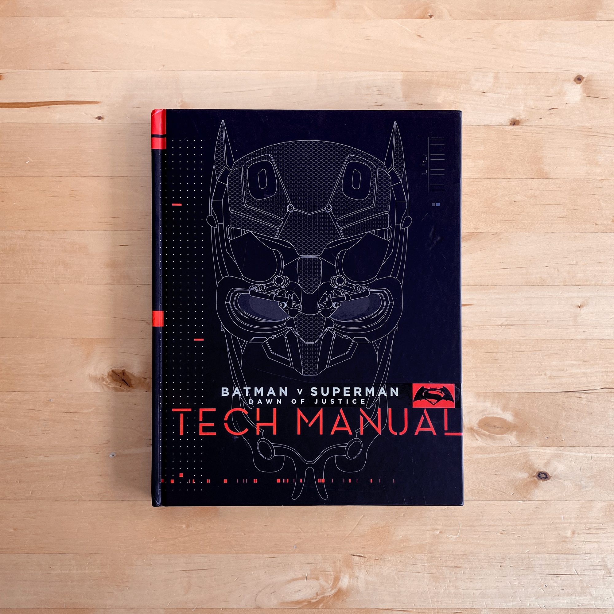 Batman v Superman: Dawn of Justice: Tech Manual
