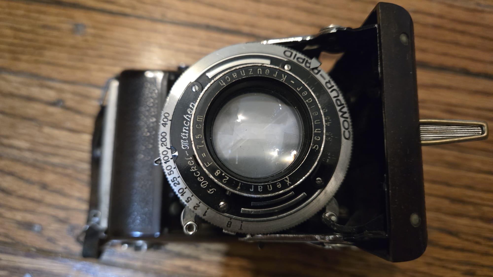 German F. Deckel München (Munich) Compur Shutter  Folding Camera