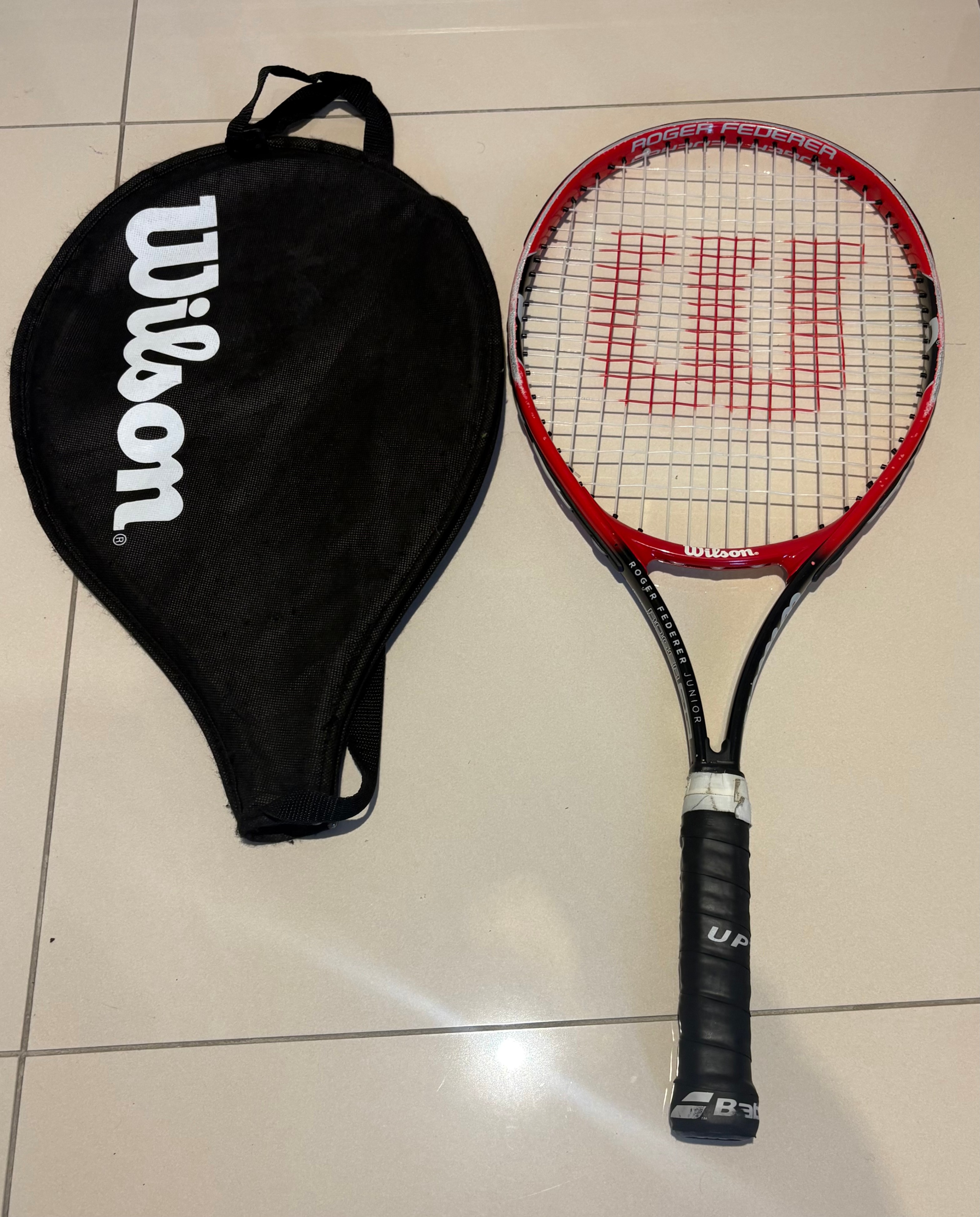 Wilson Roger Federer 25 Tennis Racket with Cover