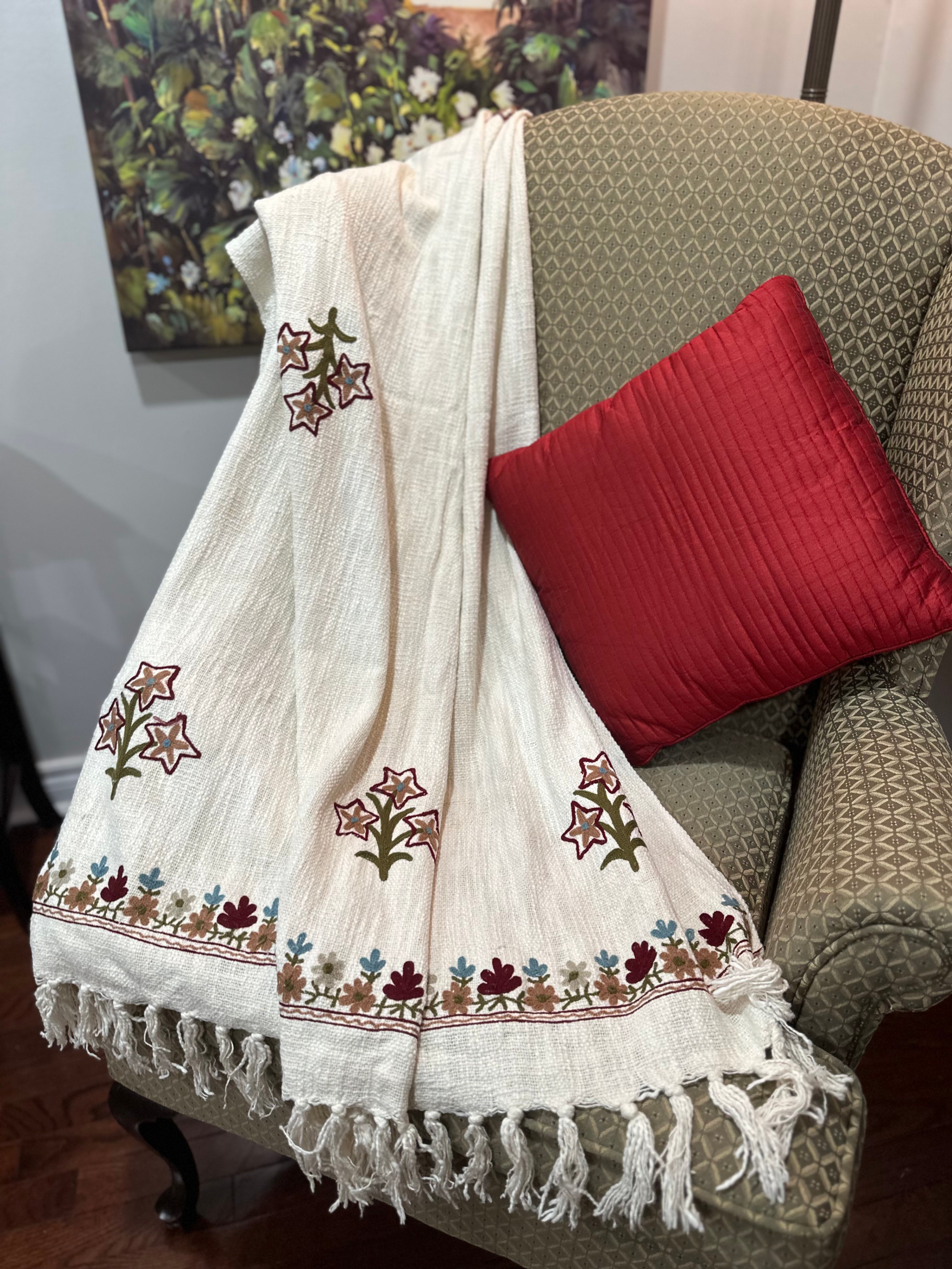 Brand New • Throw Blanket • Soft Fabric • Steal Deal - photo 2