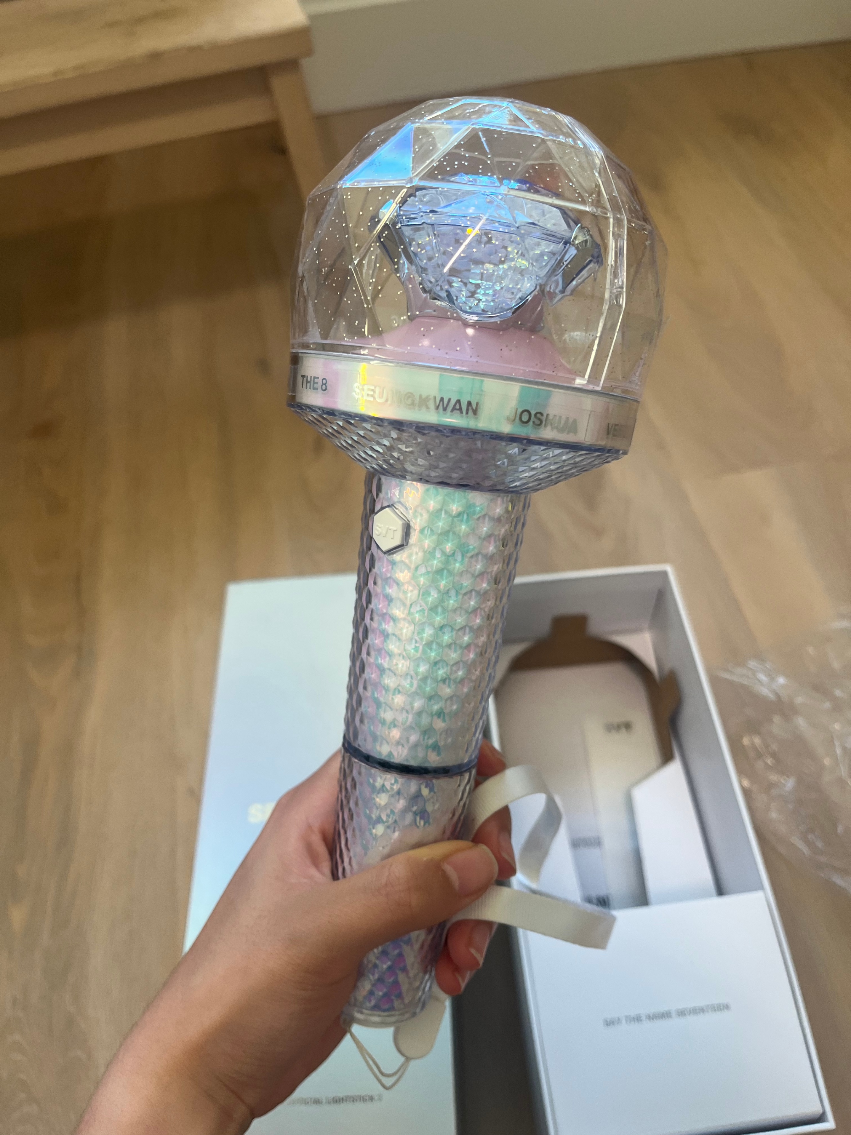 SEVENTEEN Official Light Stick Ver.2 / Carat Bong - photo 4