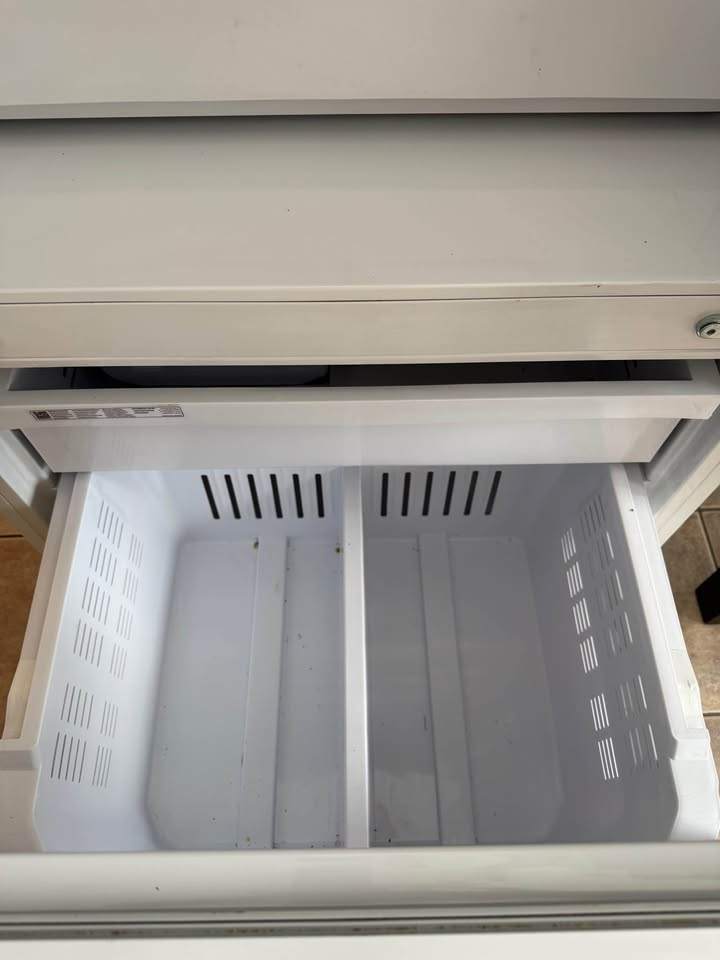 Samsung French Door Fridge - photo 3