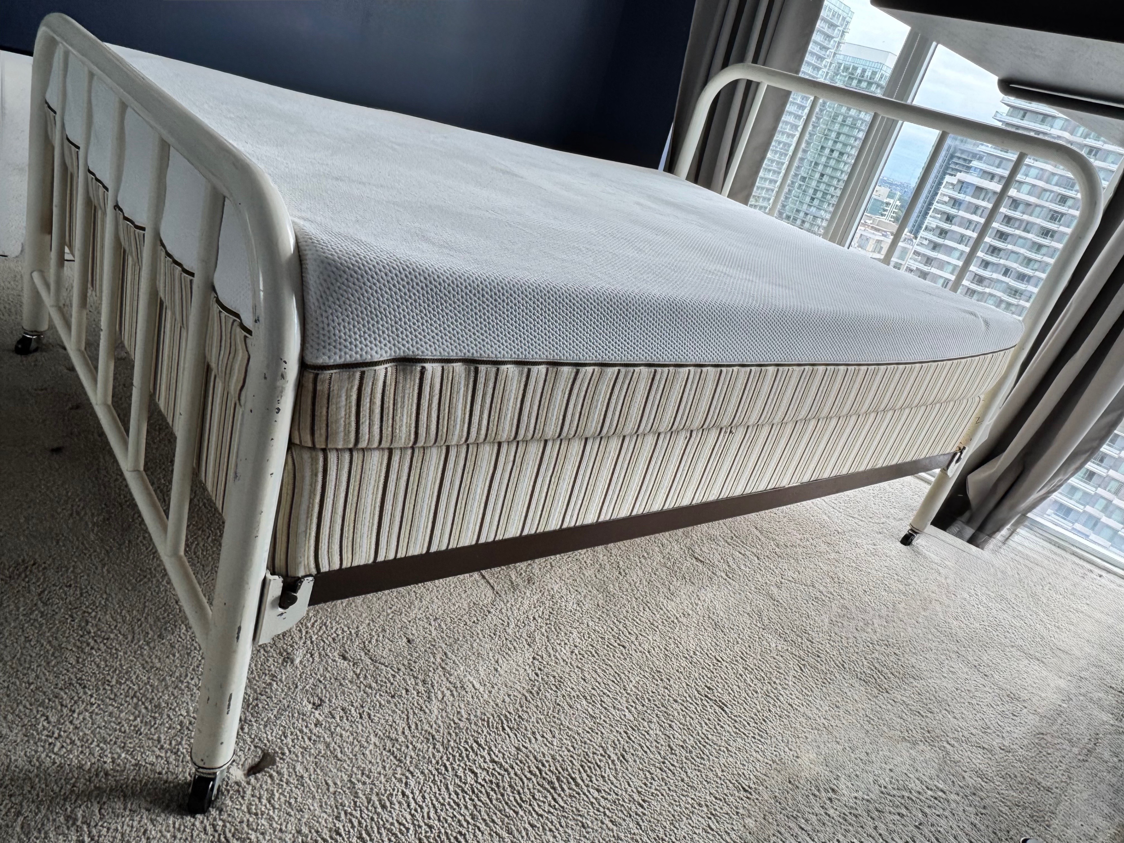 Essentia Full-Size Mattress, Mattress Base, and Bed Frame - photo 2