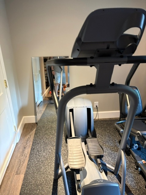Precor EFX 5.17i Elliptical – used – JUST REDUCED by $100 - photo 3