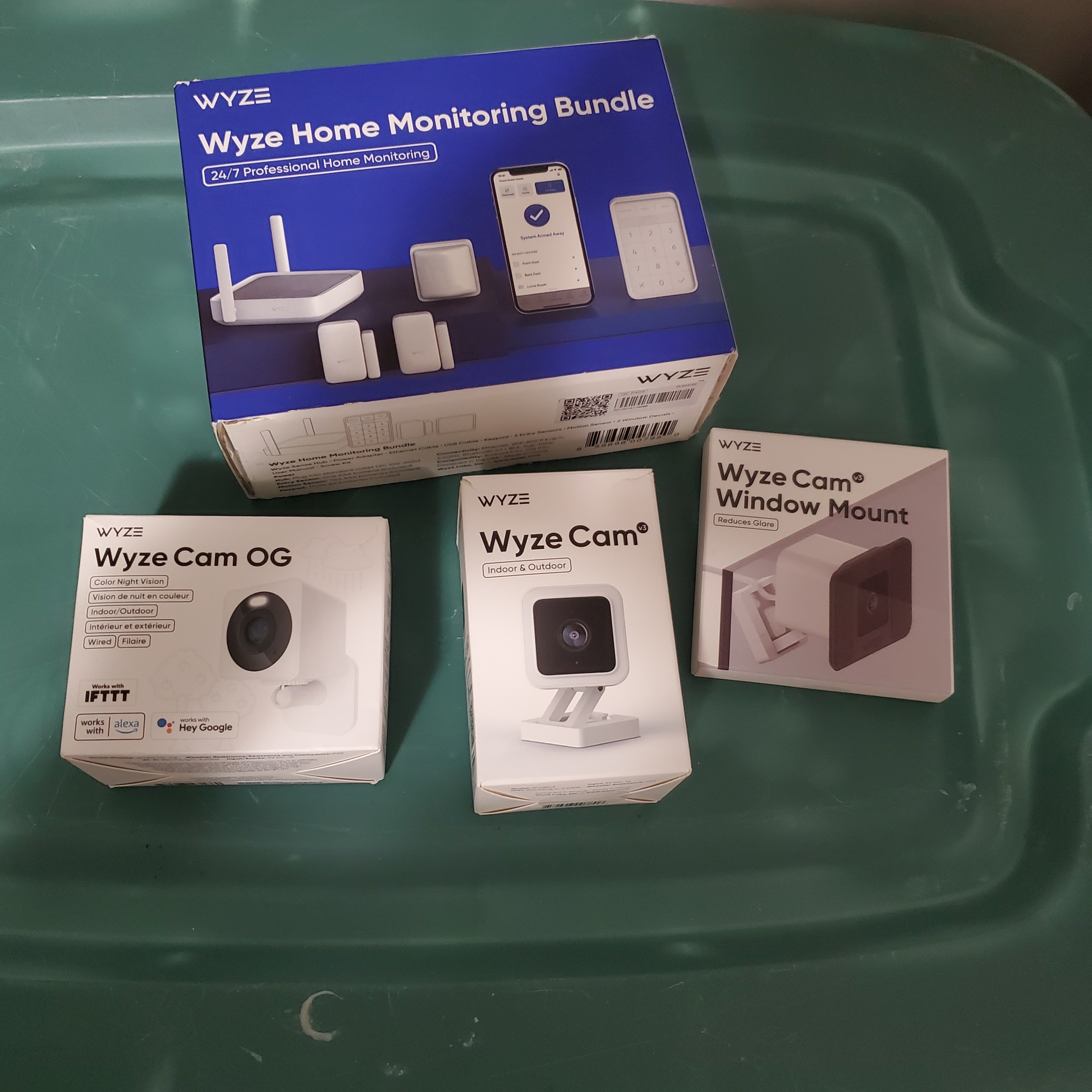 Wyze Home Monitoring Bundle and outdoor cameras